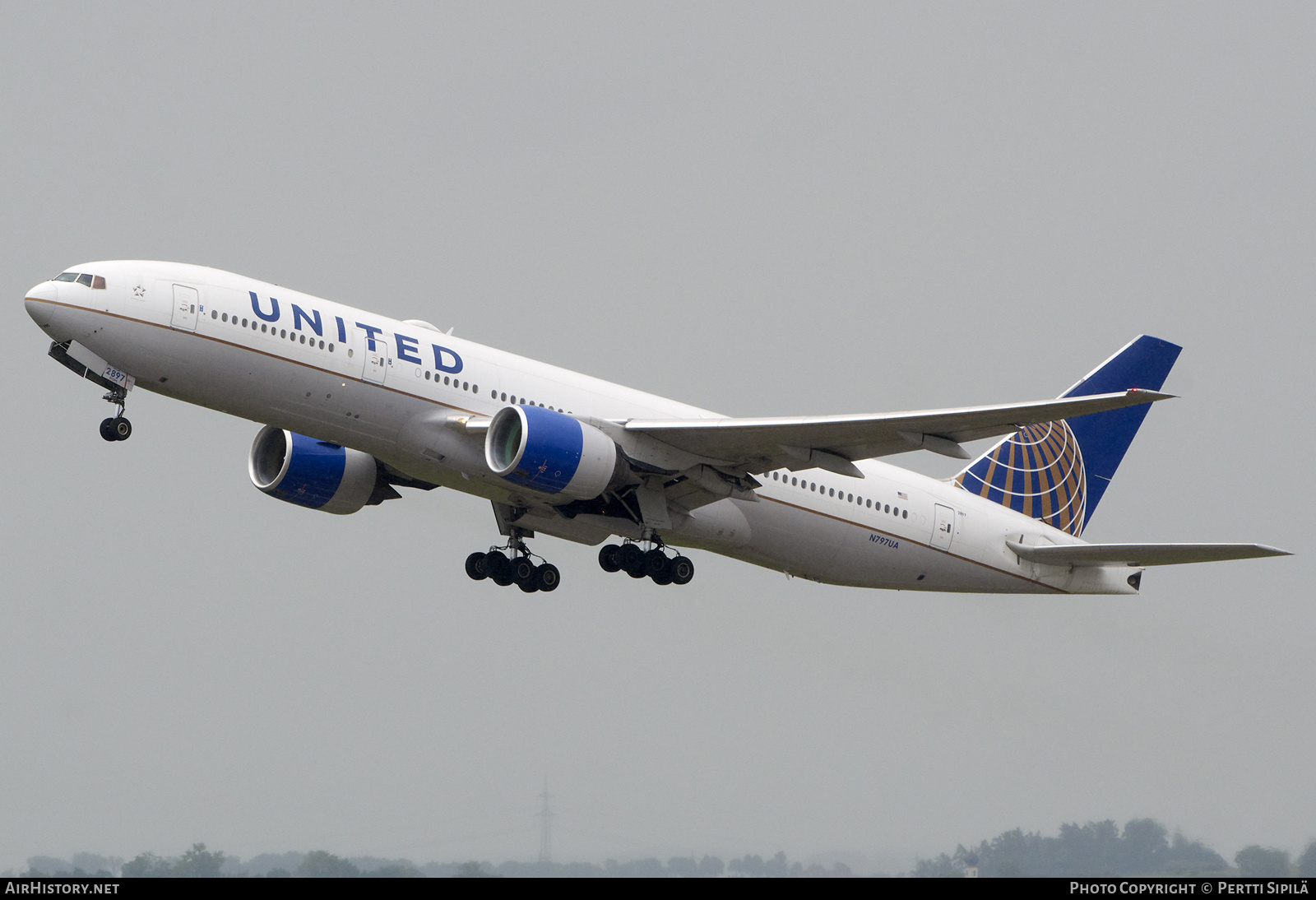 Aircraft Photo of N797UA | Boeing 777-222/ER | United Airlines | AirHistory.net #815064