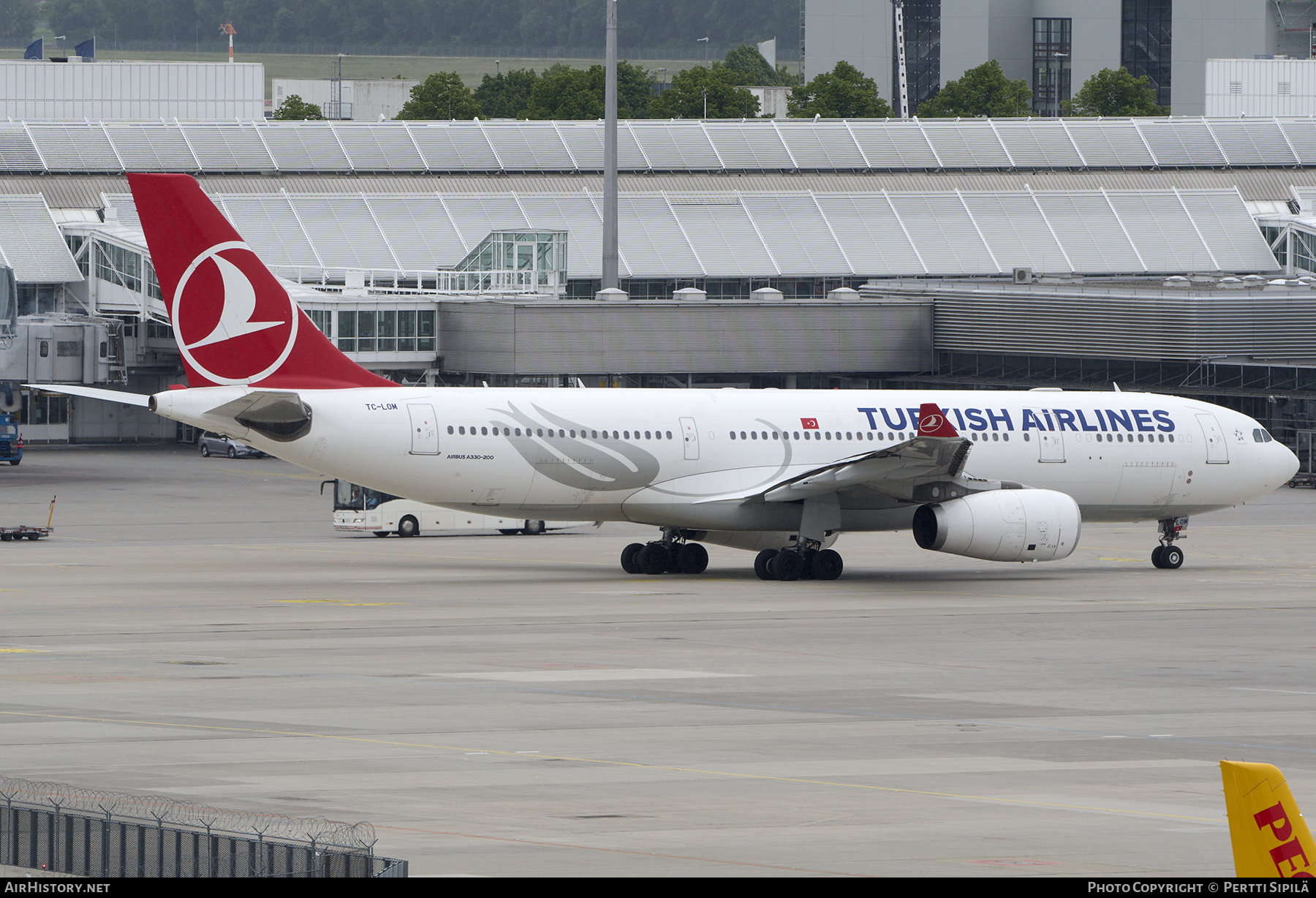 Aircraft Photo of TC-LOM | Airbus A330-243 | Turkish Airlines | AirHistory.net #815123
