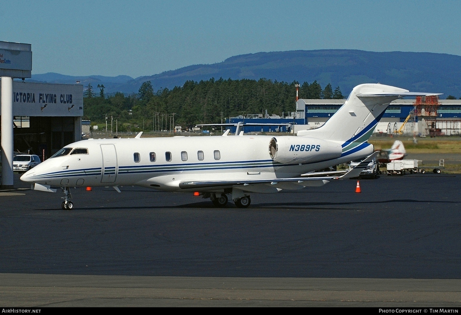 Aircraft Photo of N389PS | Bombardier Challenger 350 (BD-100-1A10) | AirHistory.net #815133