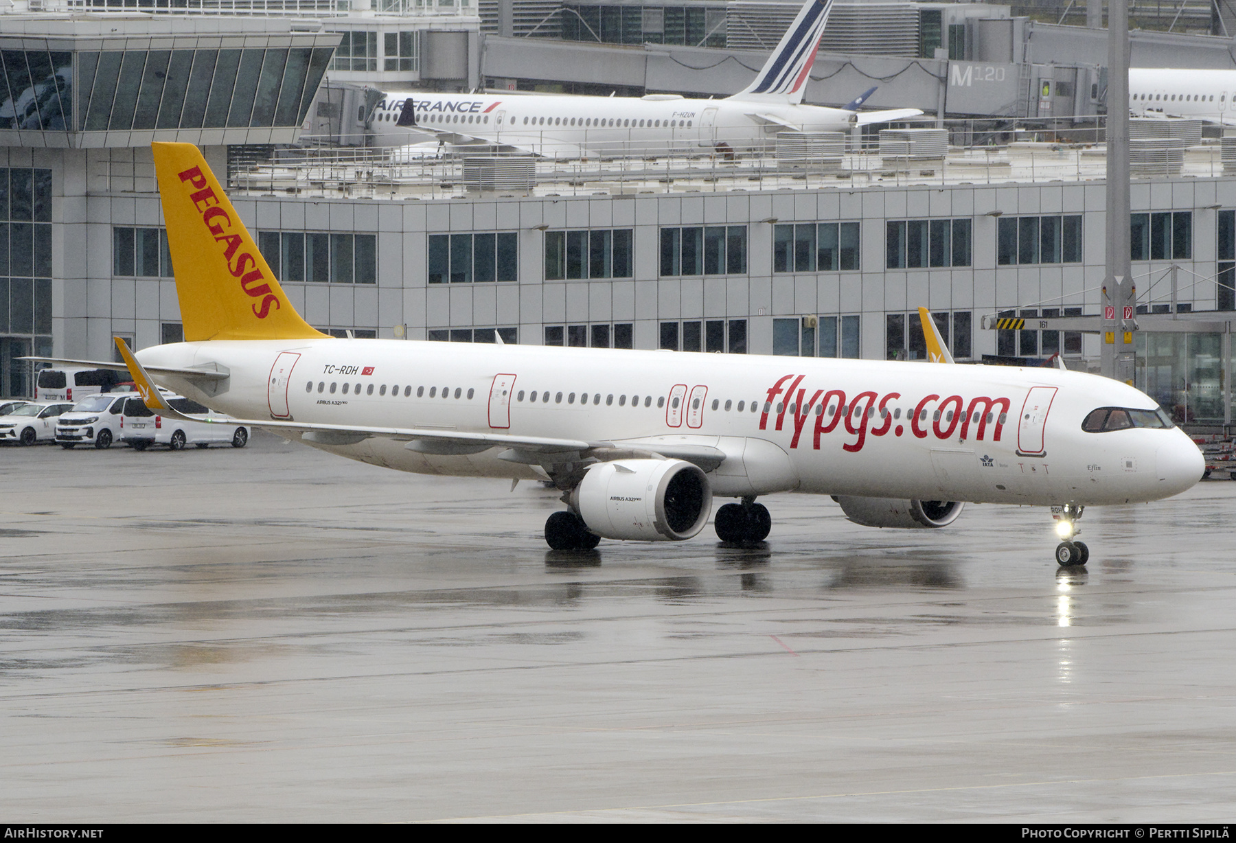 Aircraft Photo of TC-RDH | Airbus A321-251NX | Pegasus Airlines | AirHistory.net #815177