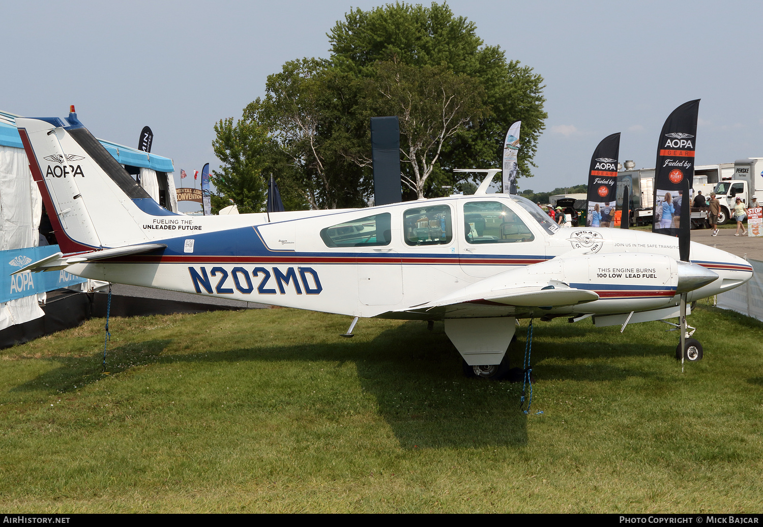 Aircraft Photo of N202MD | Beech 95-C55 Baron | AOPA - Aircraft Owners & Pilots Association | AirHistory.net #815178