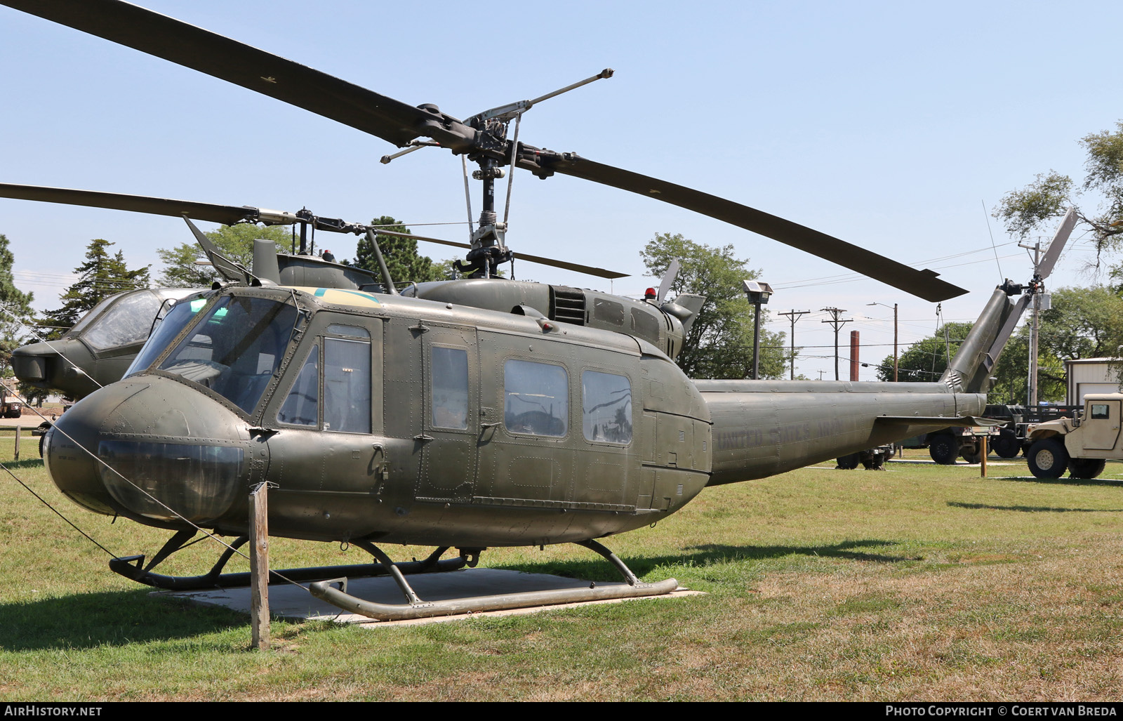 Aircraft Photo of 64-13569 / 0-13569 | Bell UH-1D Iroquois | USA - Army | AirHistory.net #815296