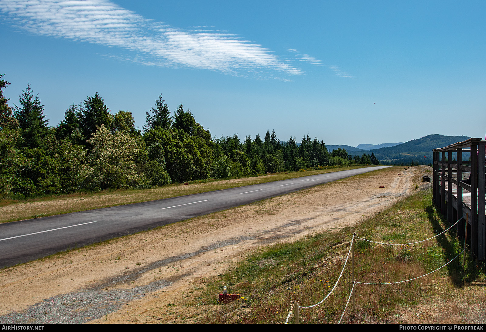 Airport photo of Duncan (CAM3 / DUQ) in British Columbia, Canada | AirHistory.net #815317