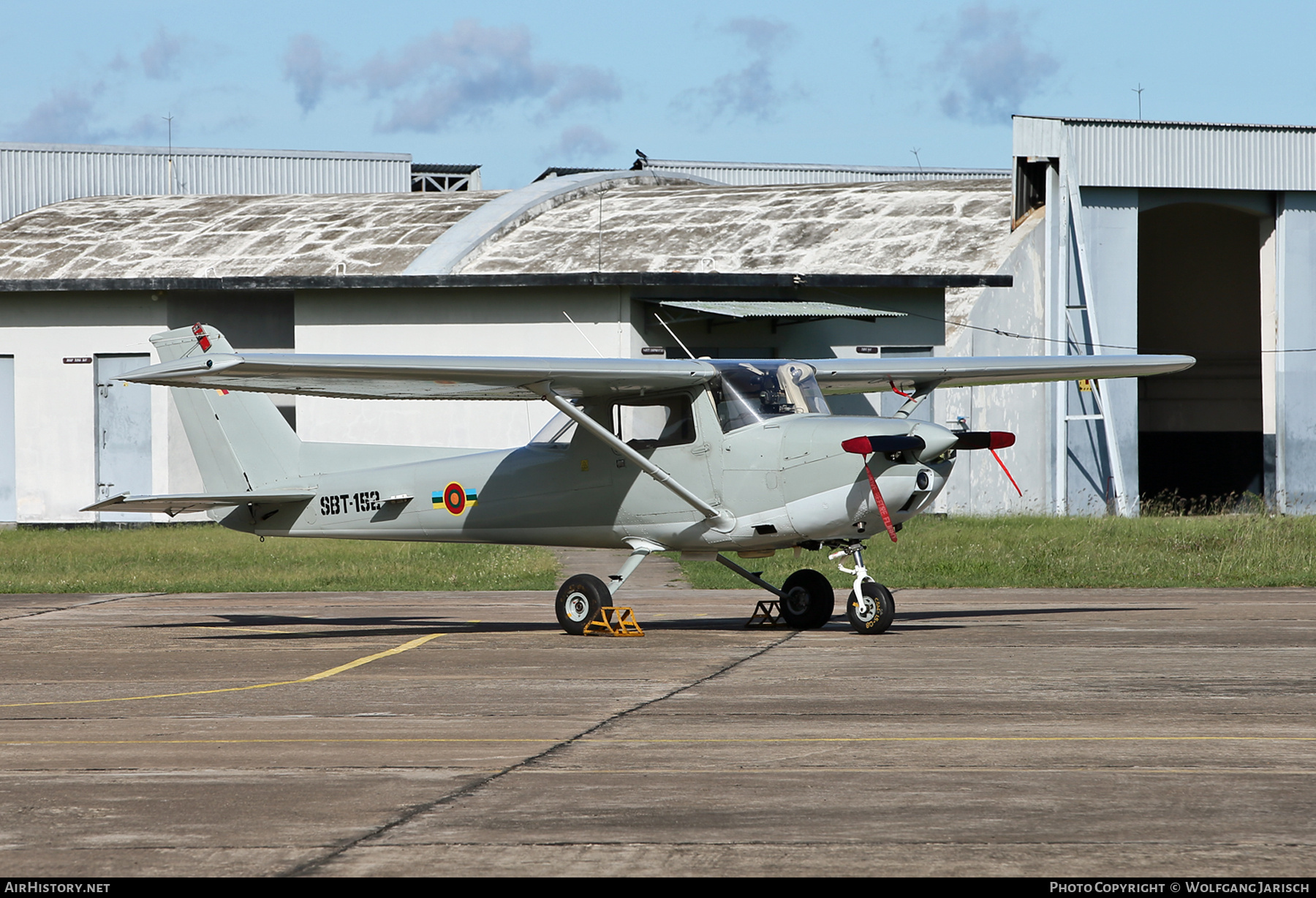 Aircraft Photo of SBT-152 | Cessna 150L | Sri Lanka - Air Force | AirHistory.net #815368