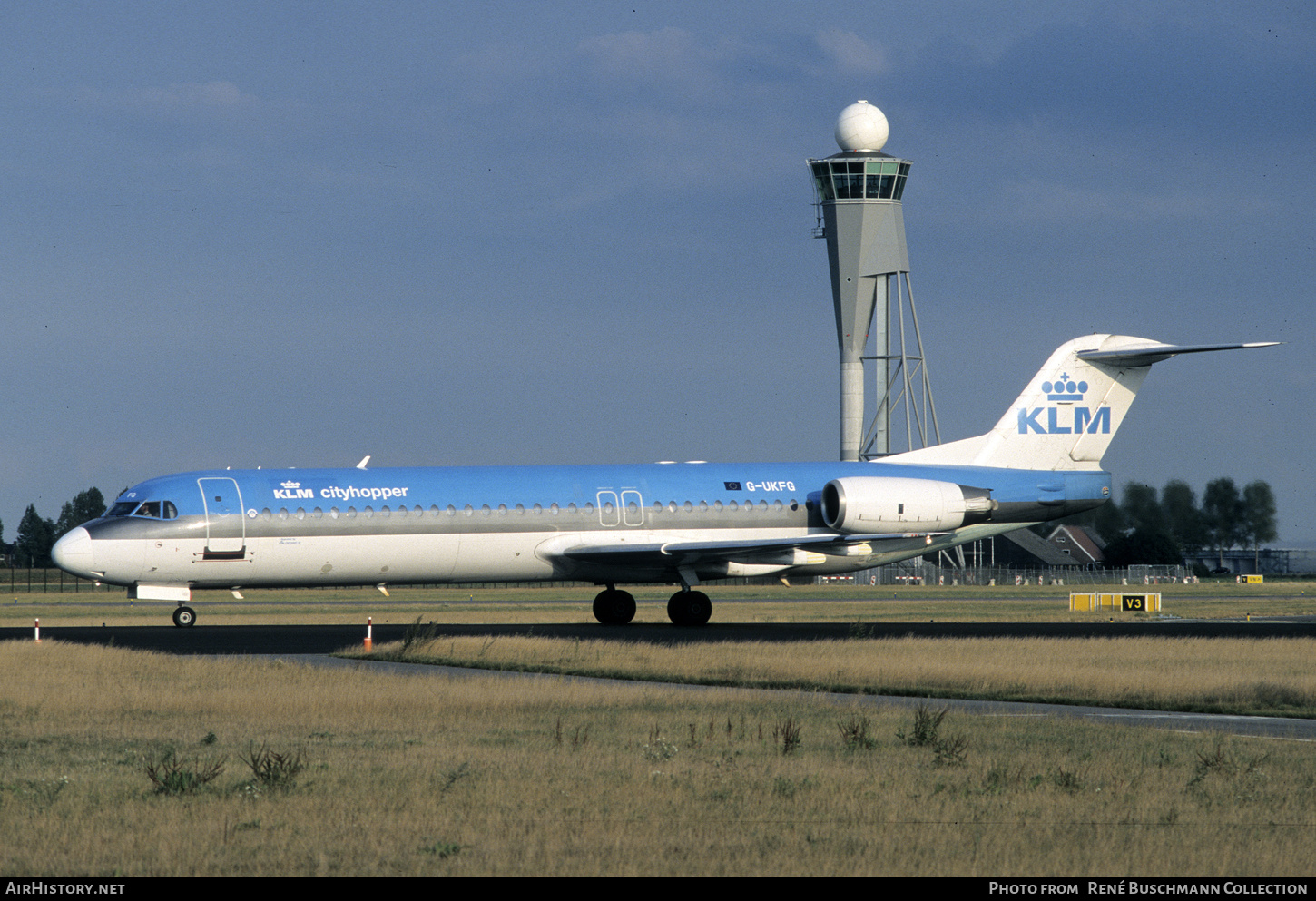 Aircraft Photo of G-UKFG | Fokker 100 (F28-0100) | KLM Cityhopper | AirHistory.net #815370