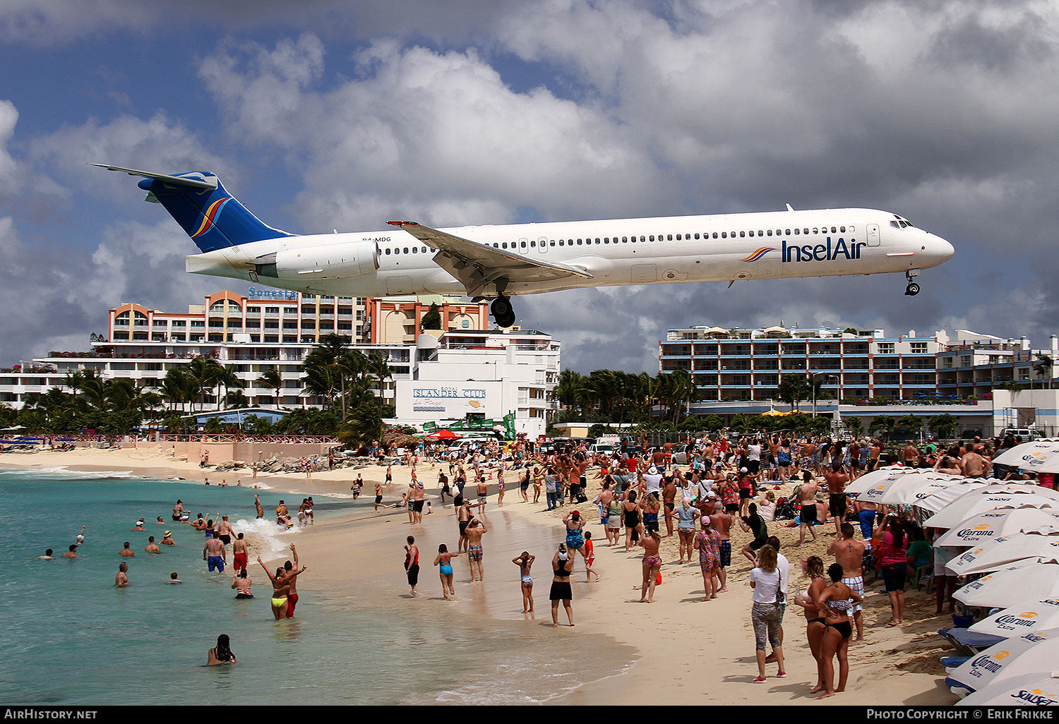 Aircraft Photo of P4-MDG | McDonnell Douglas MD-83 (DC-9-83) | Insel Air | AirHistory.net #815403