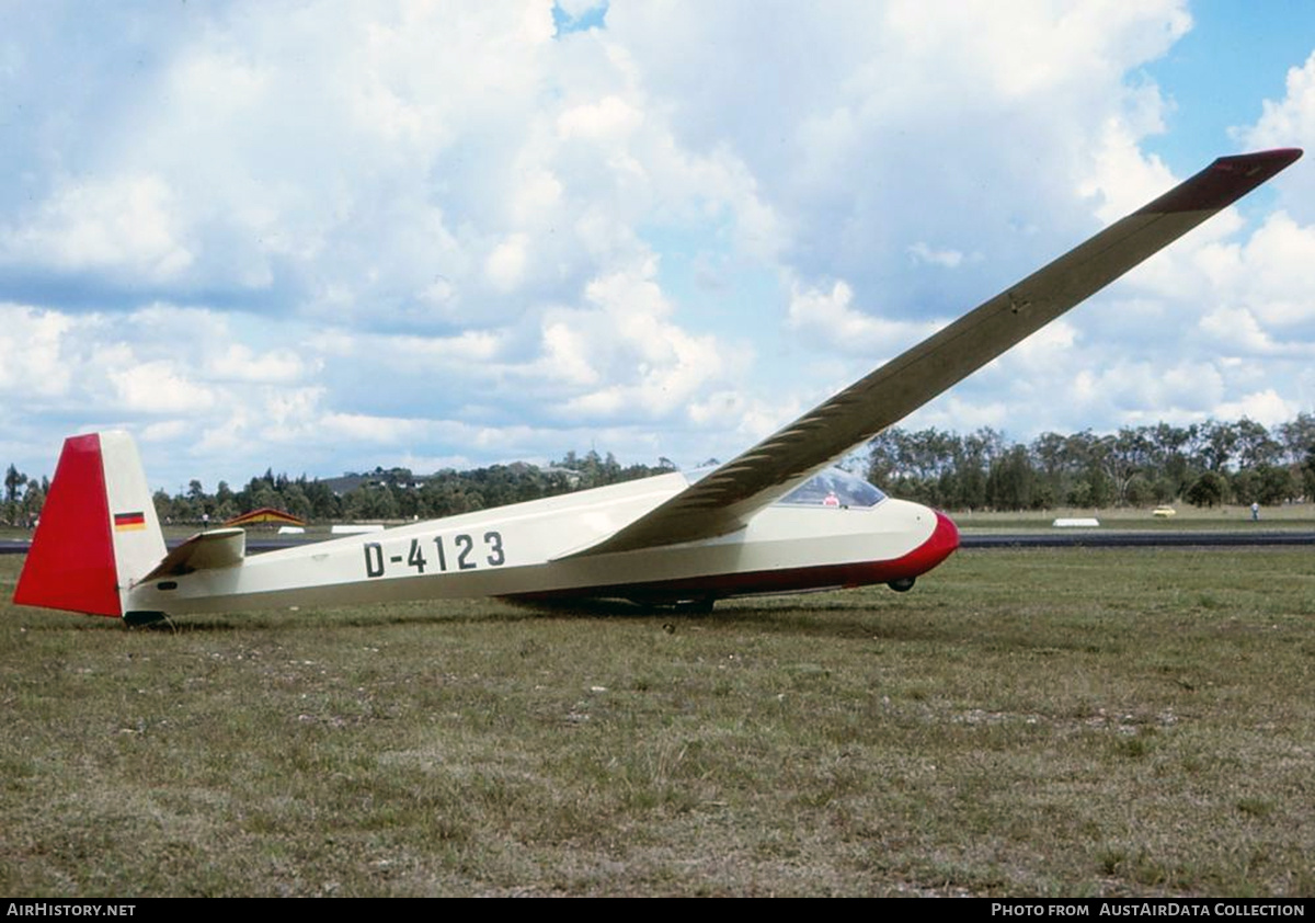 Aircraft Photo of D-4123 | Schleicher ASK-13 | AirHistory.net #815432