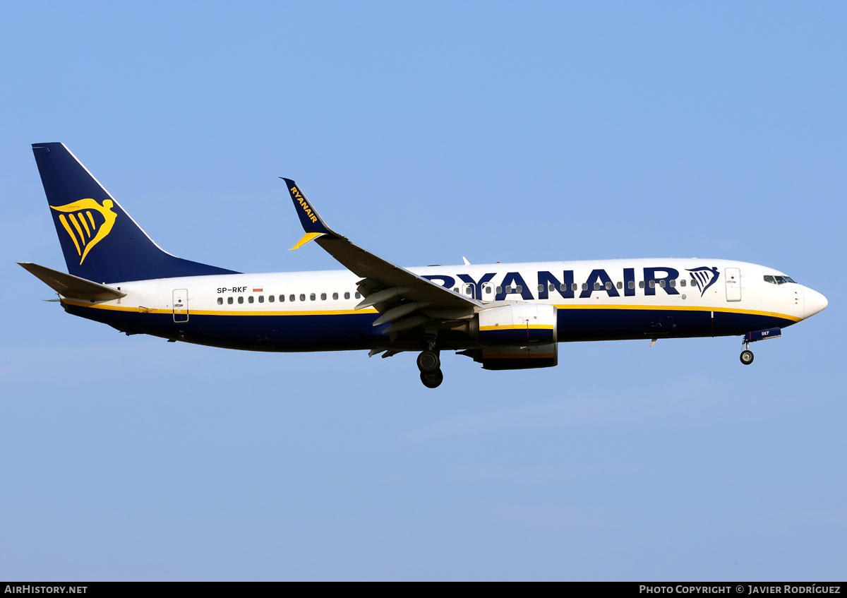 Aircraft Photo of SP-RKF | Boeing 737-800 | Ryanair | AirHistory.net #815475