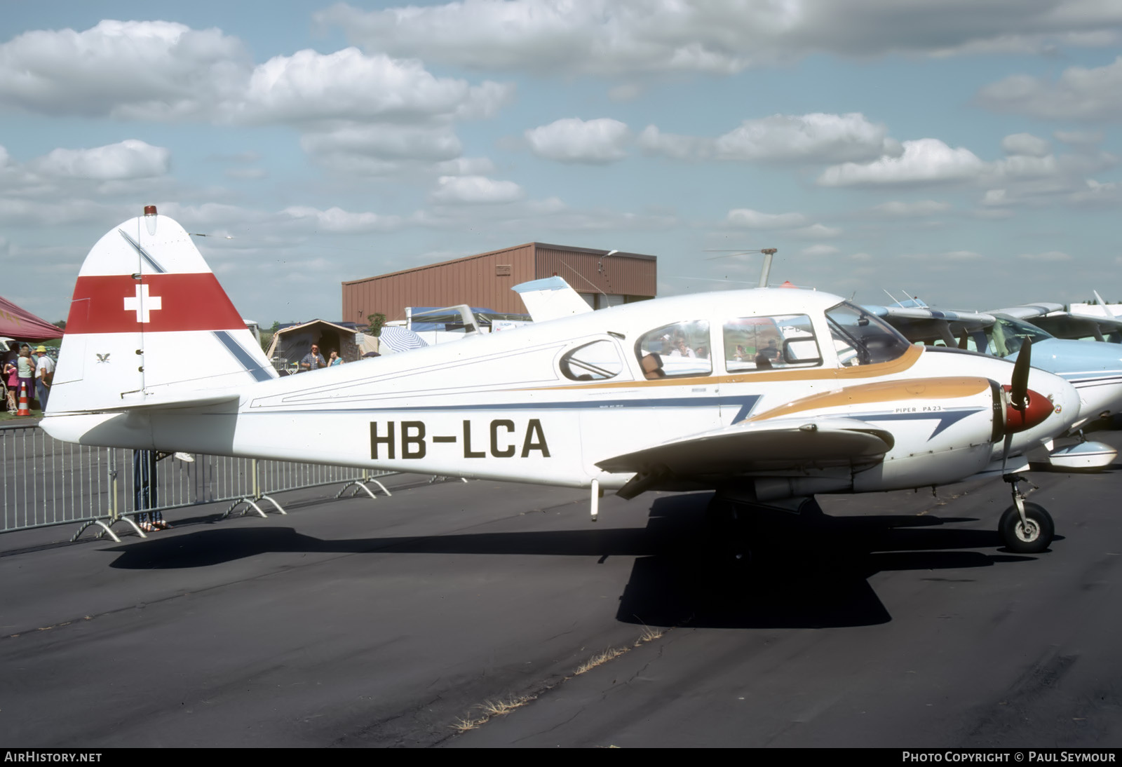 Aircraft Photo of HB-LCA | Piper PA-23-160 Apache F | AirHistory.net #815507