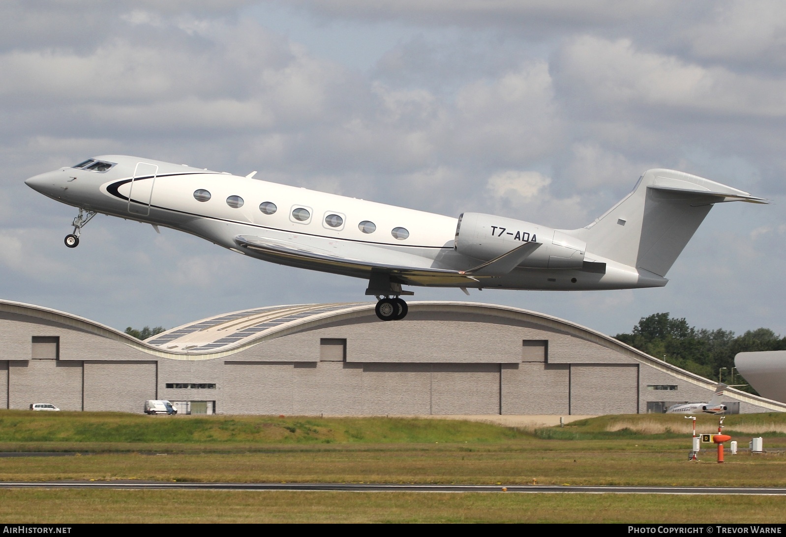 Aircraft Photo of T7-ADA | Gulfstream Aerospace G600 (G-VII) | AirHistory.net #815623