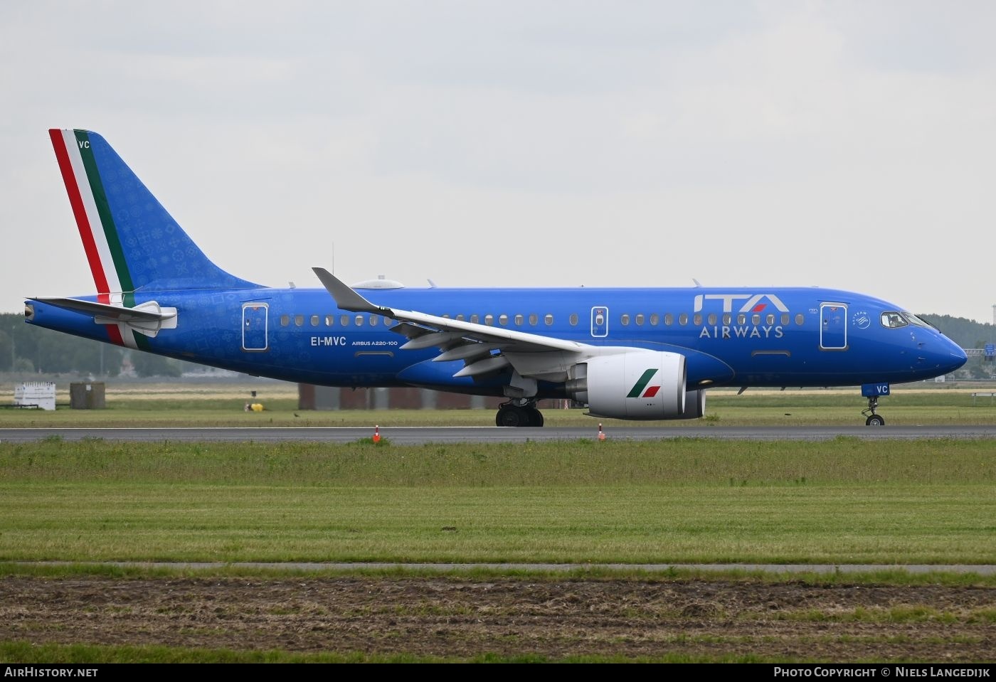 Aircraft Photo of EI-MVC | Airbus A220-100 (BD-500-1A10) | ITA Airways | AirHistory.net #815634