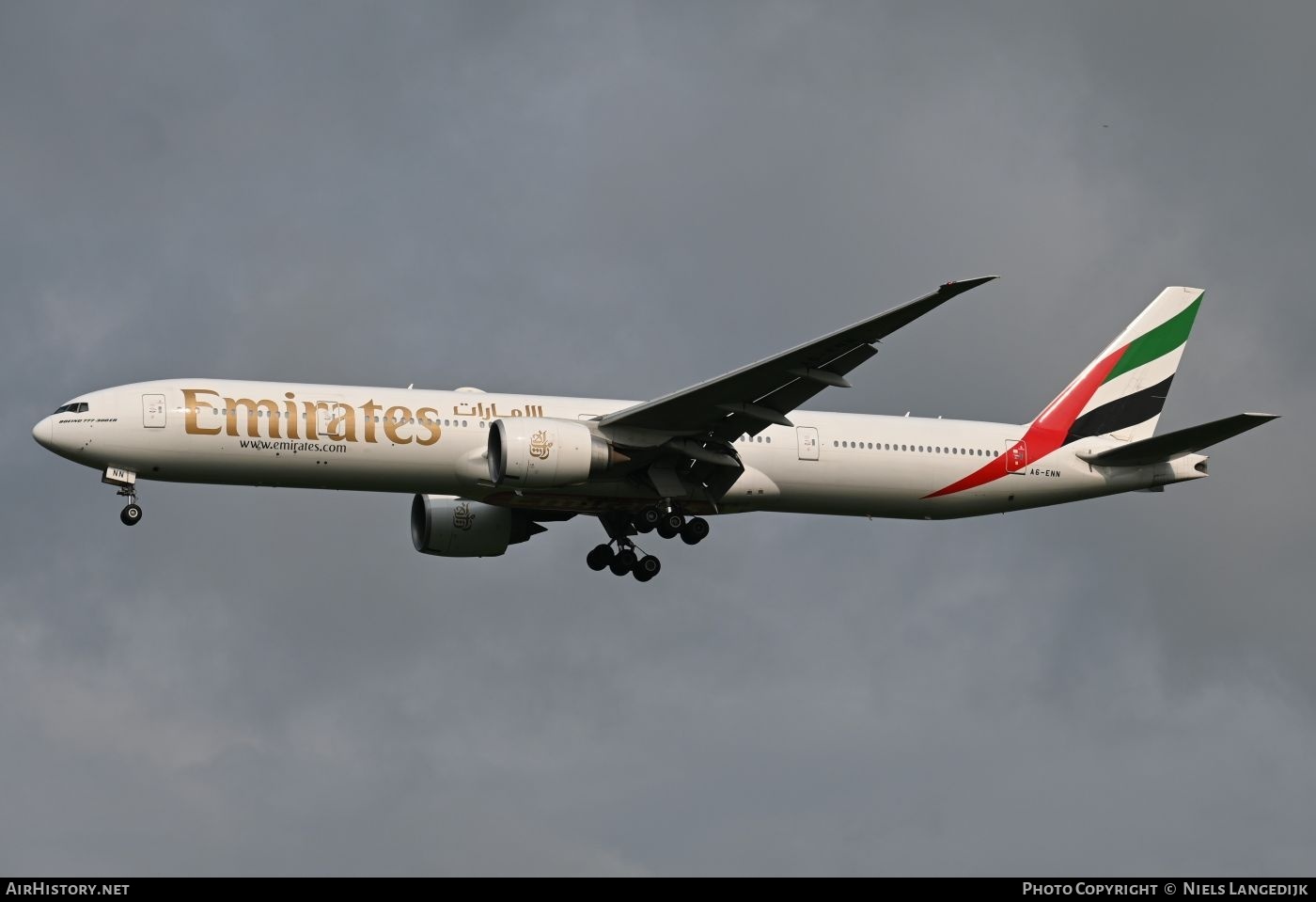 Aircraft Photo of A6-ENN | Boeing 777-31H/ER | Emirates | AirHistory.net #815661