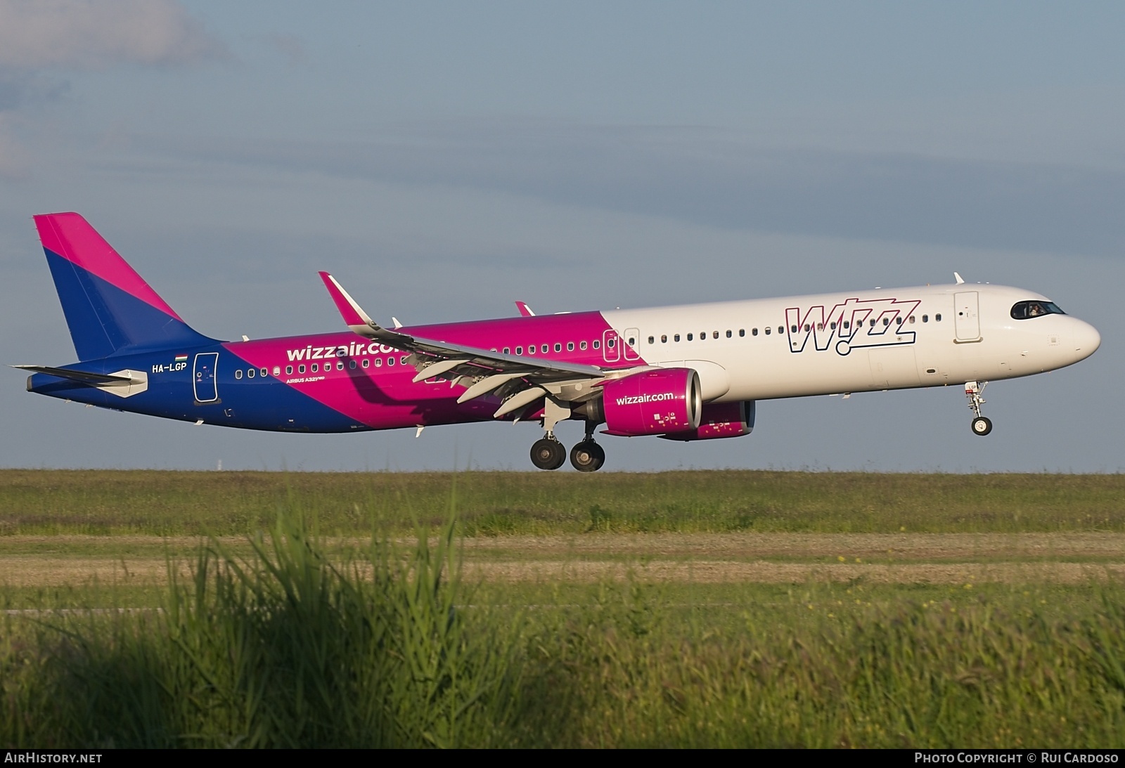 Aircraft Photo of HA-LGP | Airbus A321-271NX | Wizz Air | AirHistory.net #815672
