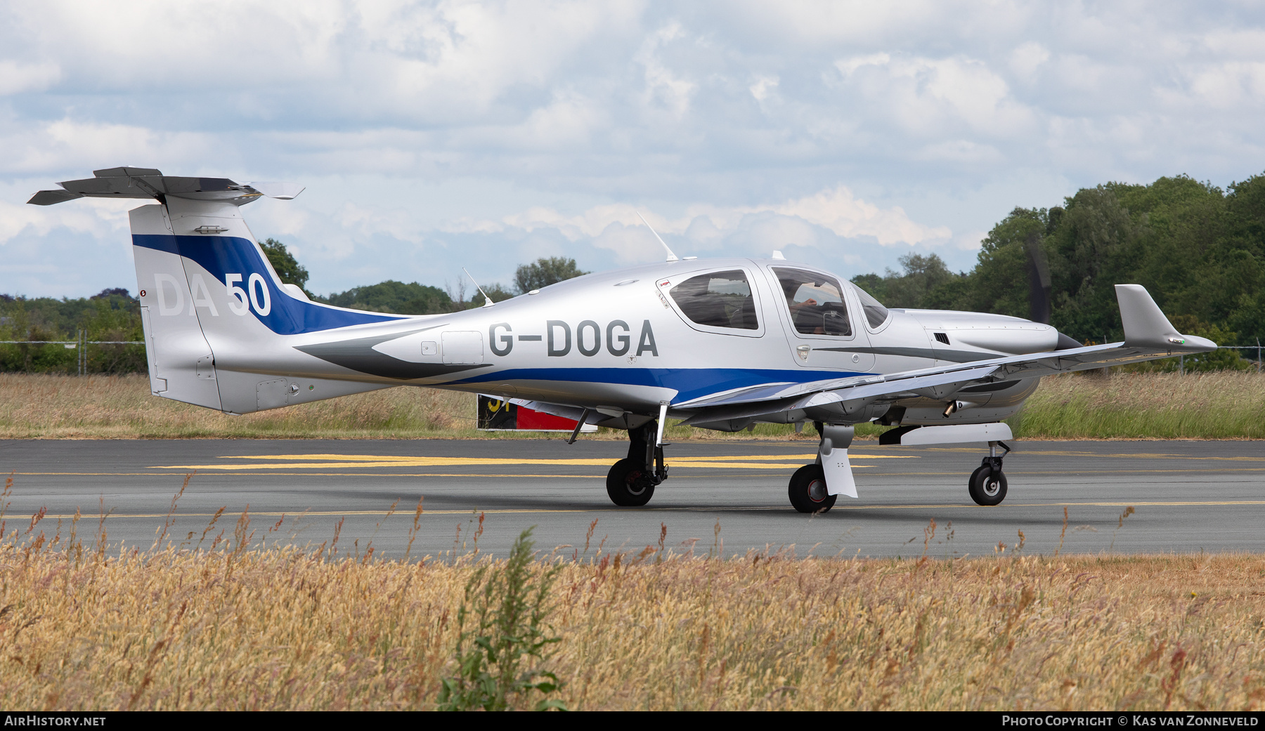 Aircraft Photo of G-DOGA | Diamond DA50 RG | AirHistory.net #815738