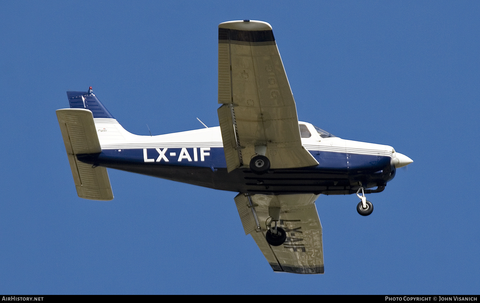 Aircraft Photo of LX-AIF | Piper PA-28-161 Cadet | AirHistory.net #815758