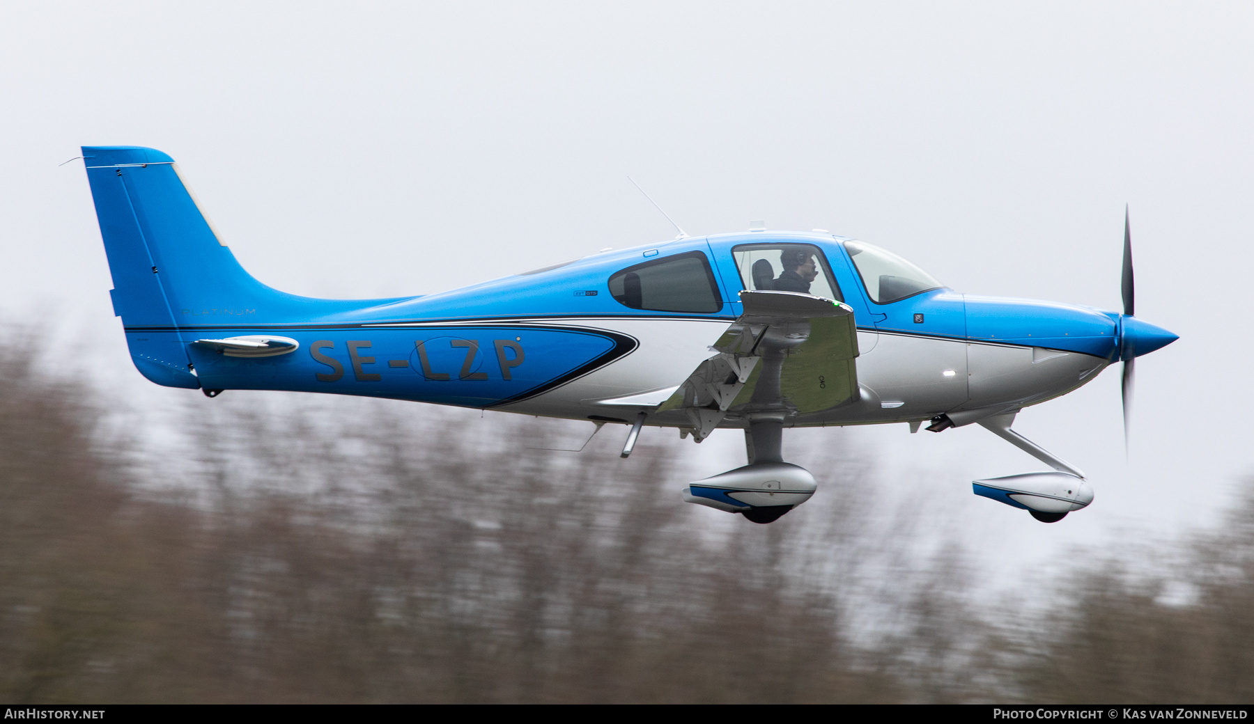 Aircraft Photo of SE-LZP | Cirrus SR-22T G6-GTS Platinum | AirHistory.net #815770