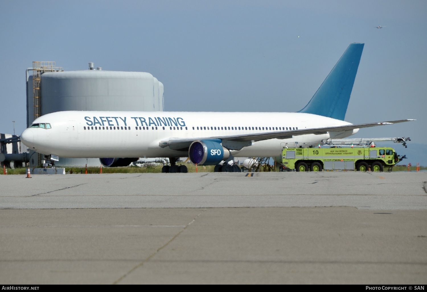 Aircraft Photo of JA8275 | Boeing 767-381 | AirHistory.net #815787