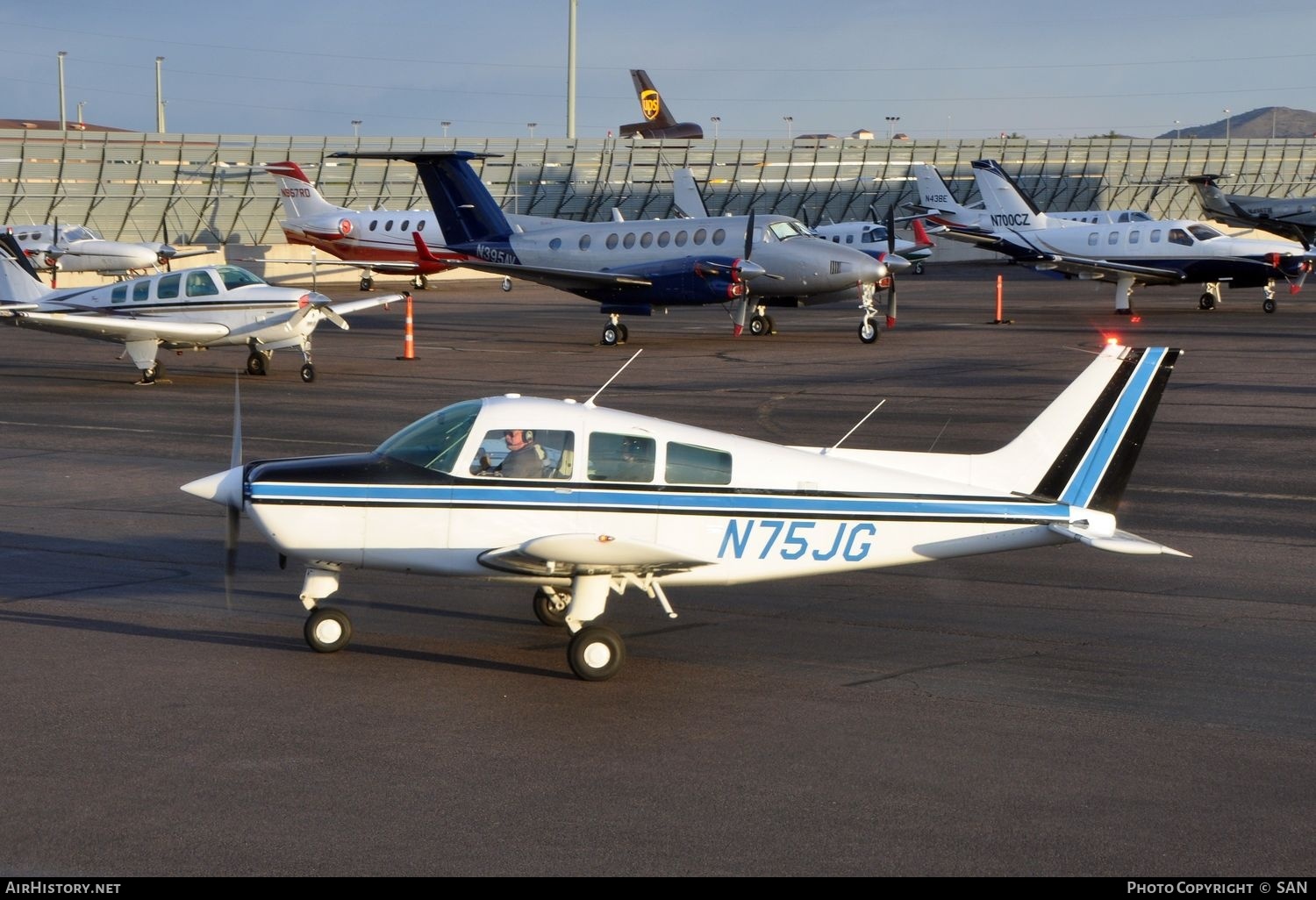 Aircraft Photo of N75JG | Beech C23 Sundowner 180 | AirHistory.net #815788