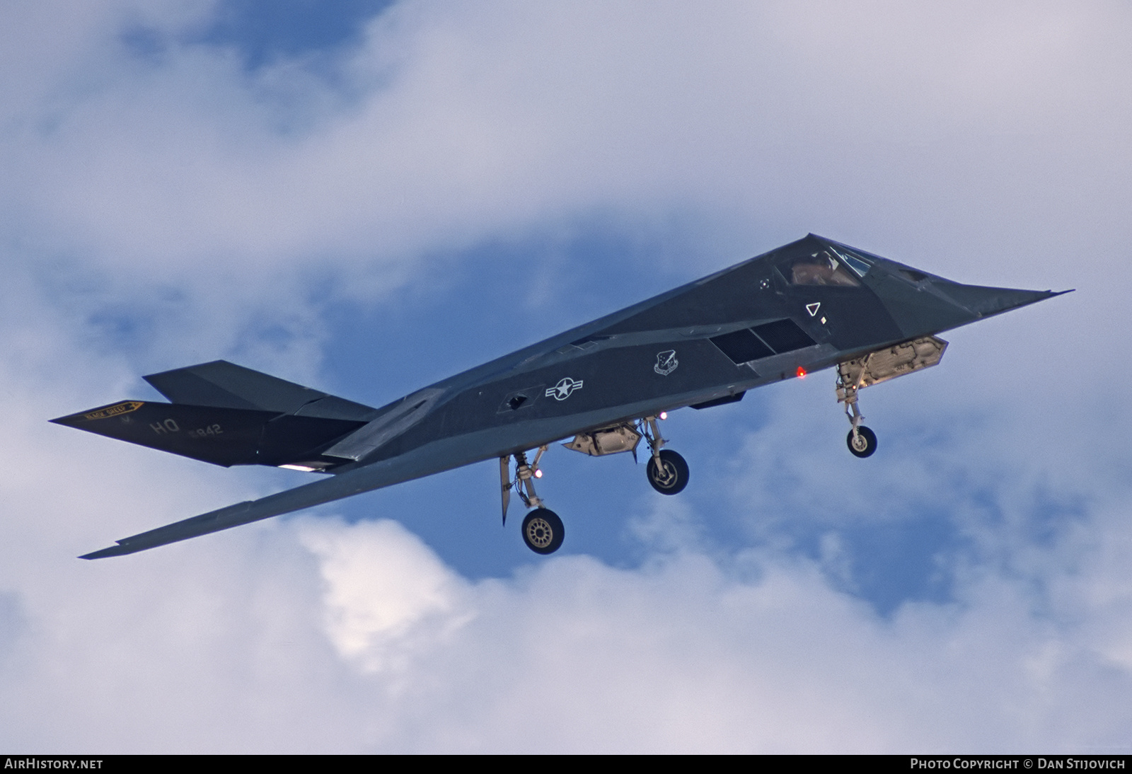 Aircraft Photo of 88-0842 / AF88-842 | Lockheed F-117A Nighthawk | USA - Air Force | AirHistory.net #815801