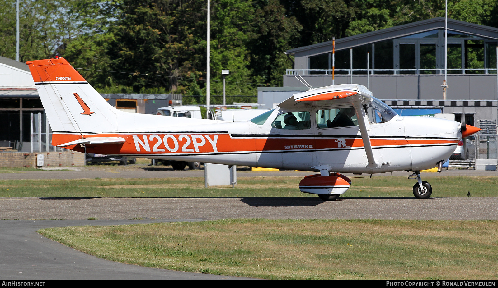 Aircraft Photo of N202PY | Cessna 172N Skyhawk II | JCR Transport | AirHistory.net #815809