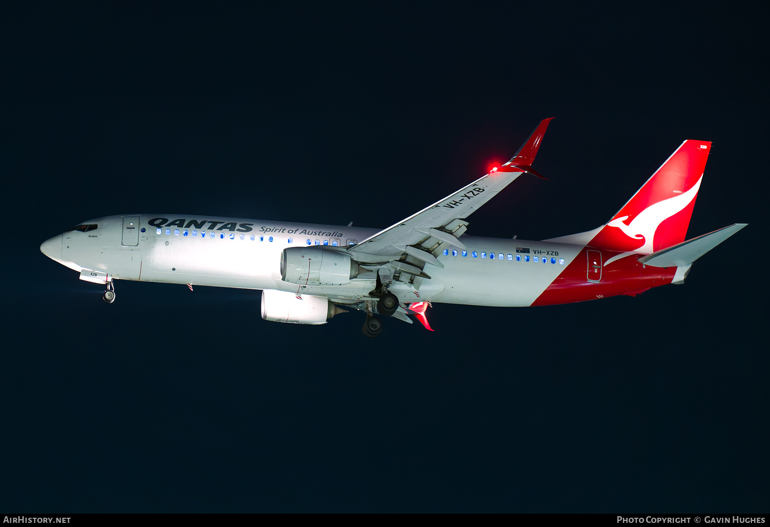 Aircraft Photo of VH-XZB | Boeing 737-800 | Qantas | AirHistory.net #815935