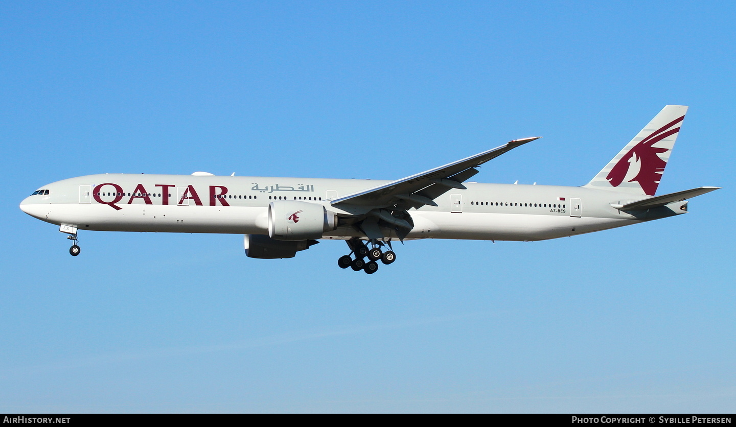 Aircraft Photo of A7-BES | Boeing 777-300/ER | Qatar Airways | AirHistory.net #815947