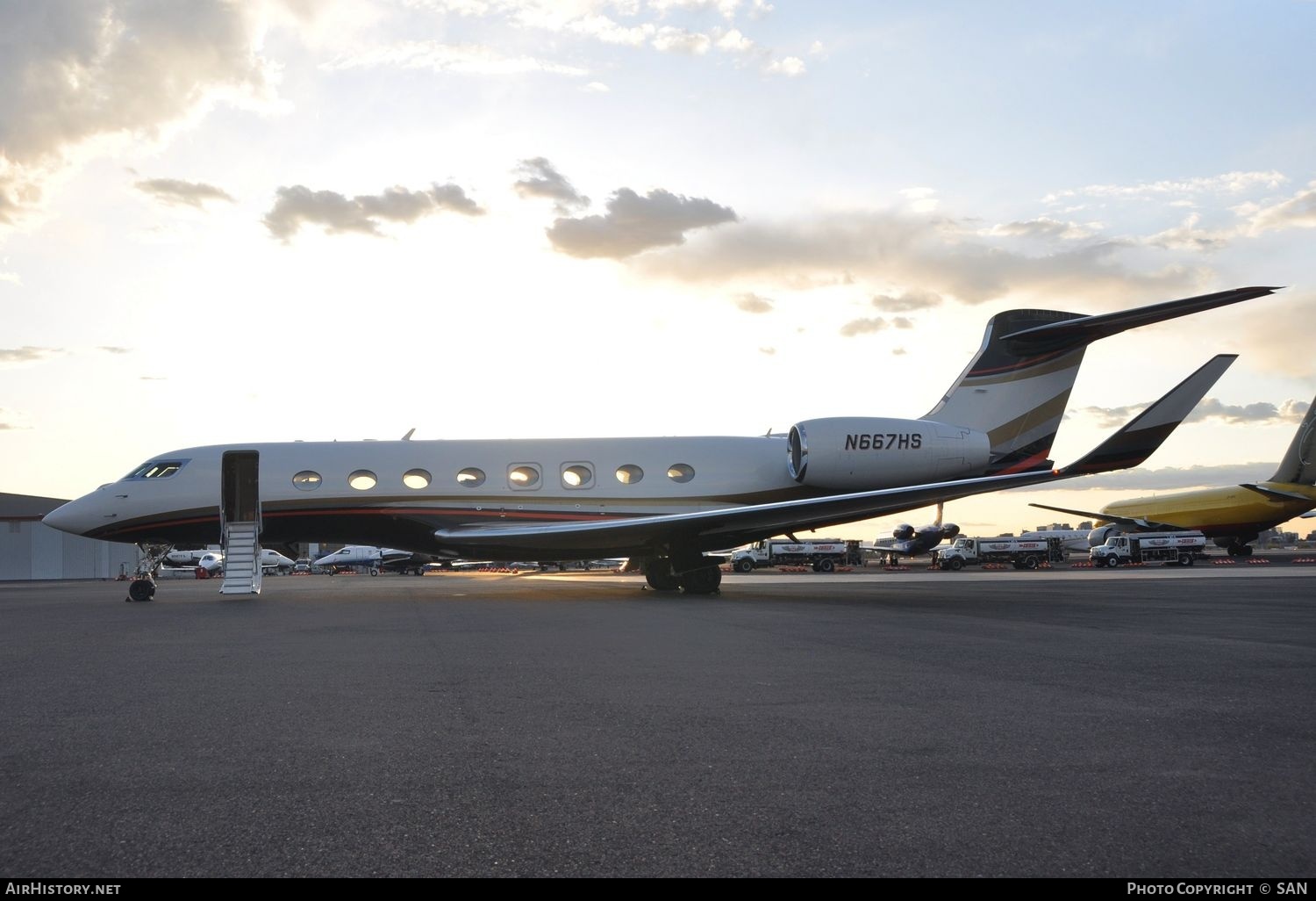 Aircraft Photo of N667HS | Gulfstream Aerospace G650ER (G-VI) | AirHistory.net #815962
