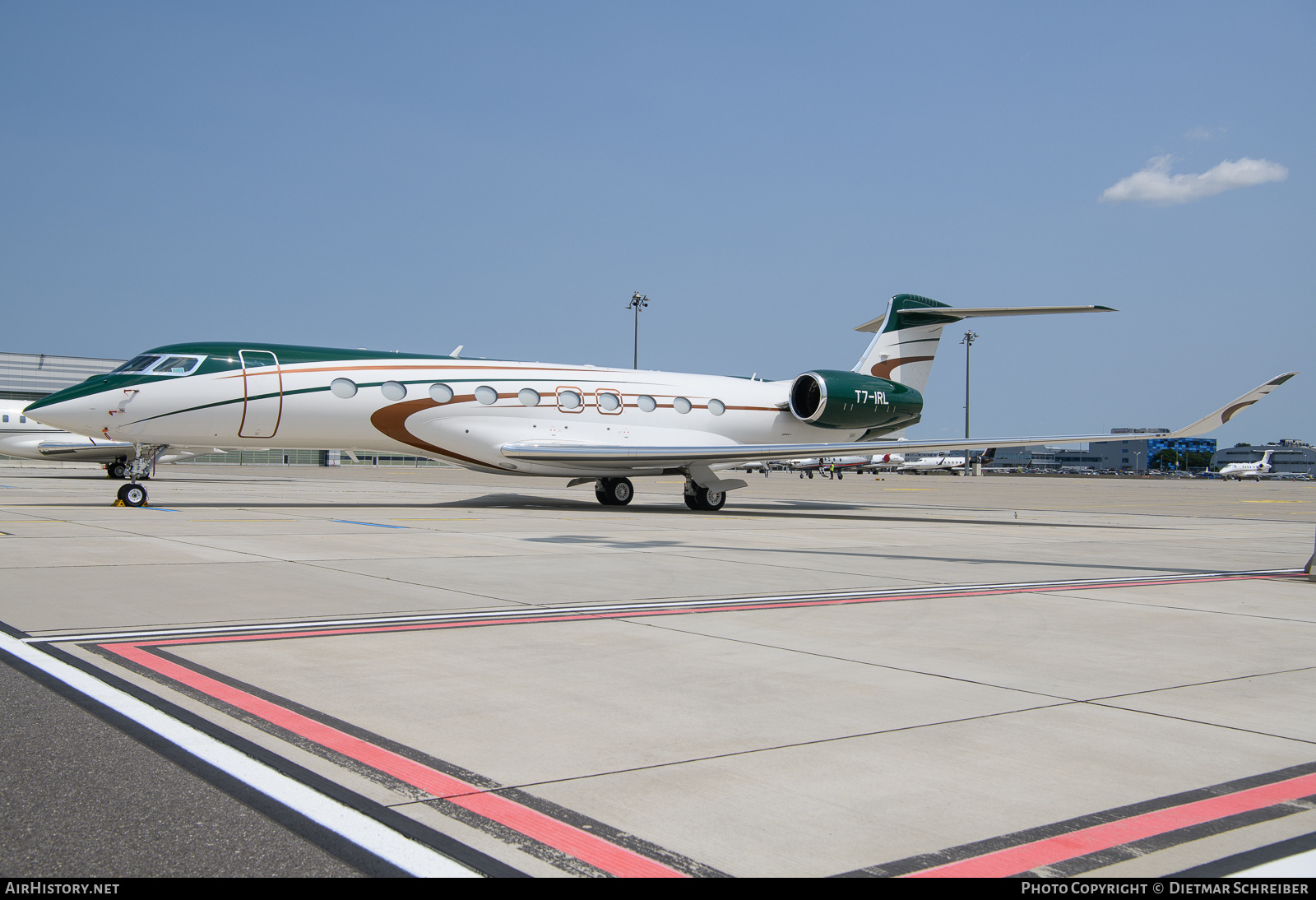 Aircraft Photo of T7-IRL | Gulfstream Aerospace G700 | AirHistory.net #816046