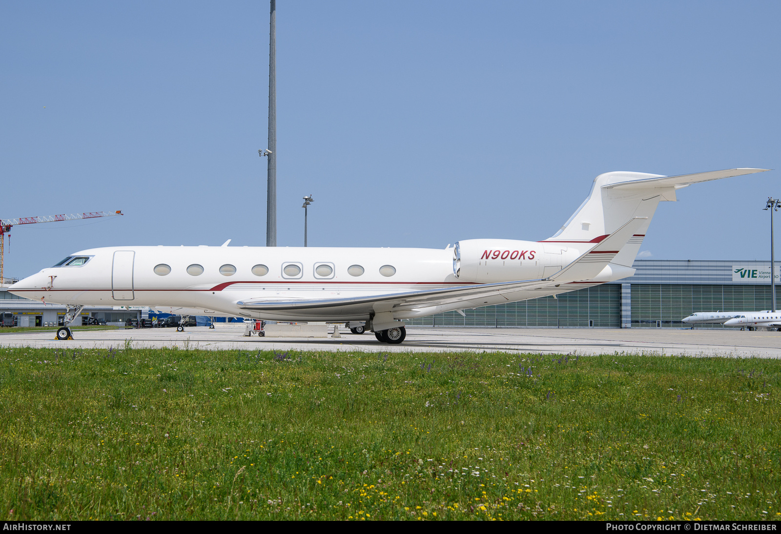 Aircraft Photo of N900KS | Gulfstream Aerospace G650ER (G-VI) | AirHistory.net #816048