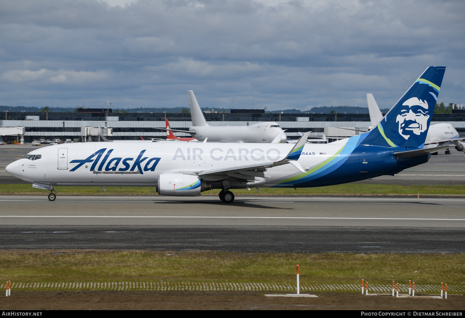 Aircraft Photo of N584AS | Boeing 737-890BCF | Alaska Air Cargo | AirHistory.net #816069
