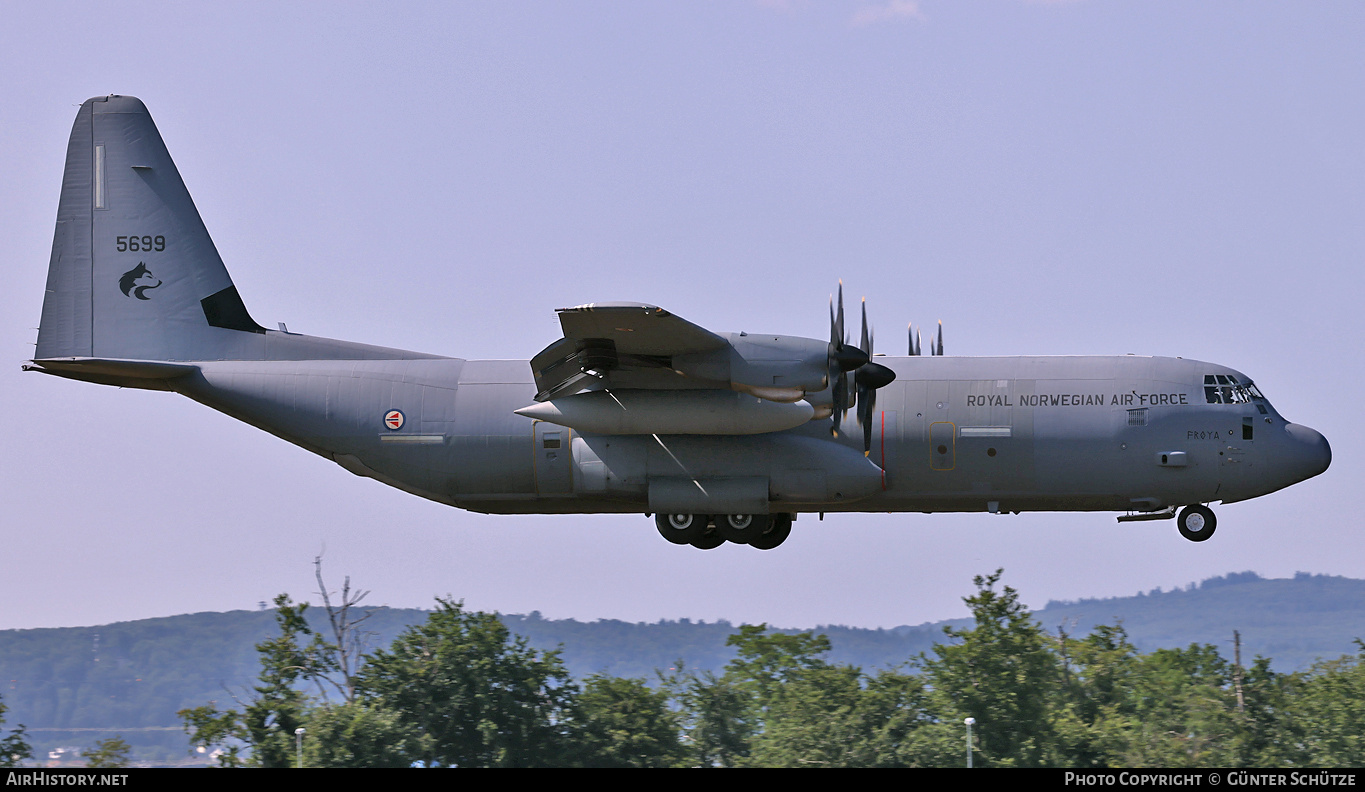 Aircraft Photo of 5699 | Lockheed Martin C-130J-30 Hercules | Norway - Air Force | AirHistory.net #816192