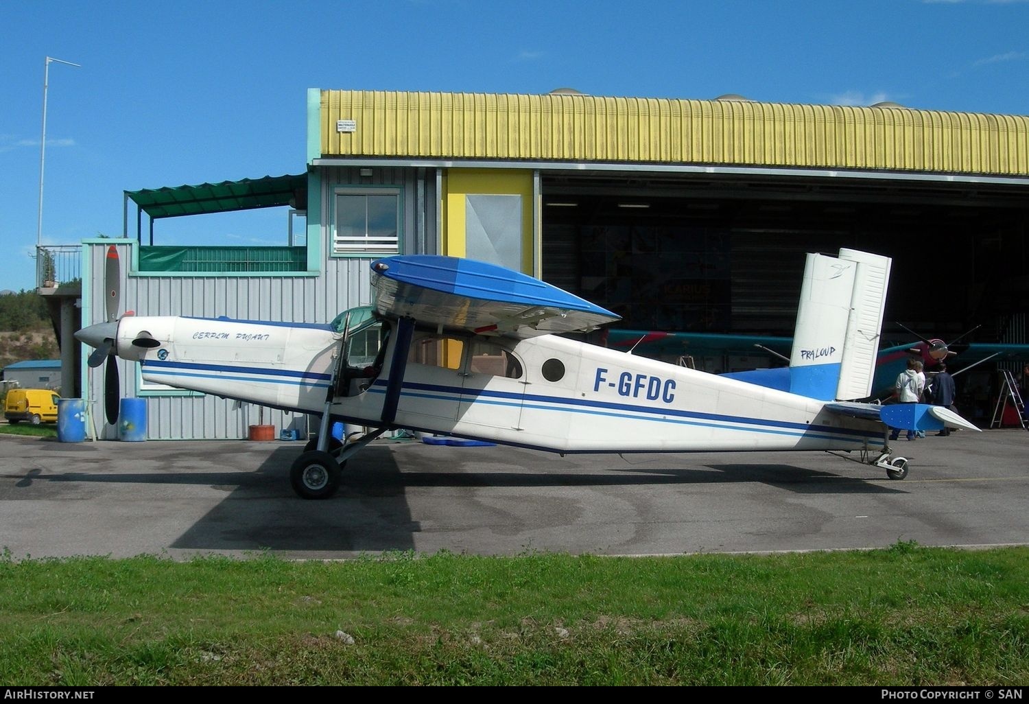 Aircraft Photo of F-GFDC | Pilatus PC-6/B2-H2 Turbo Porter | CERP LM Pujaut - Centre Ecole Régional de Parachutisme Languedoc Méditerranée | AirHistory.net #816227