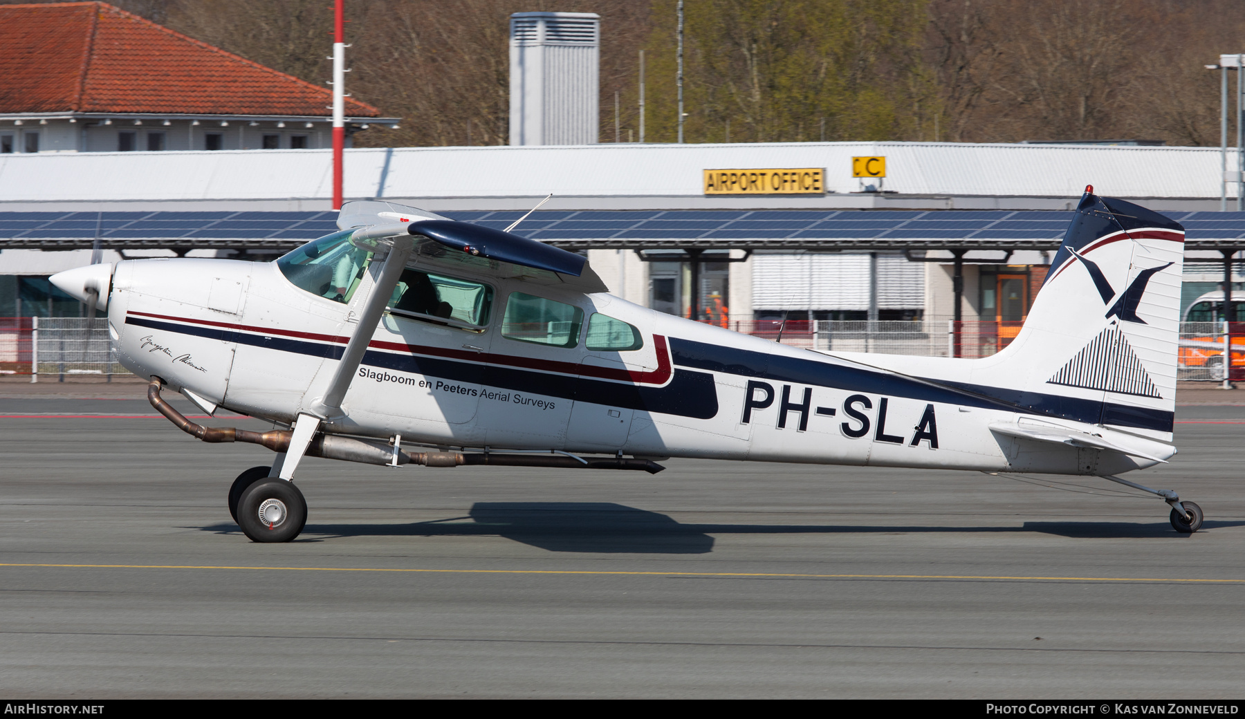 Aircraft Photo of PH-SLA | Cessna 180J Skywagon 180 | Slagboom en Peeters Aerial Surveys | AirHistory.net #816238