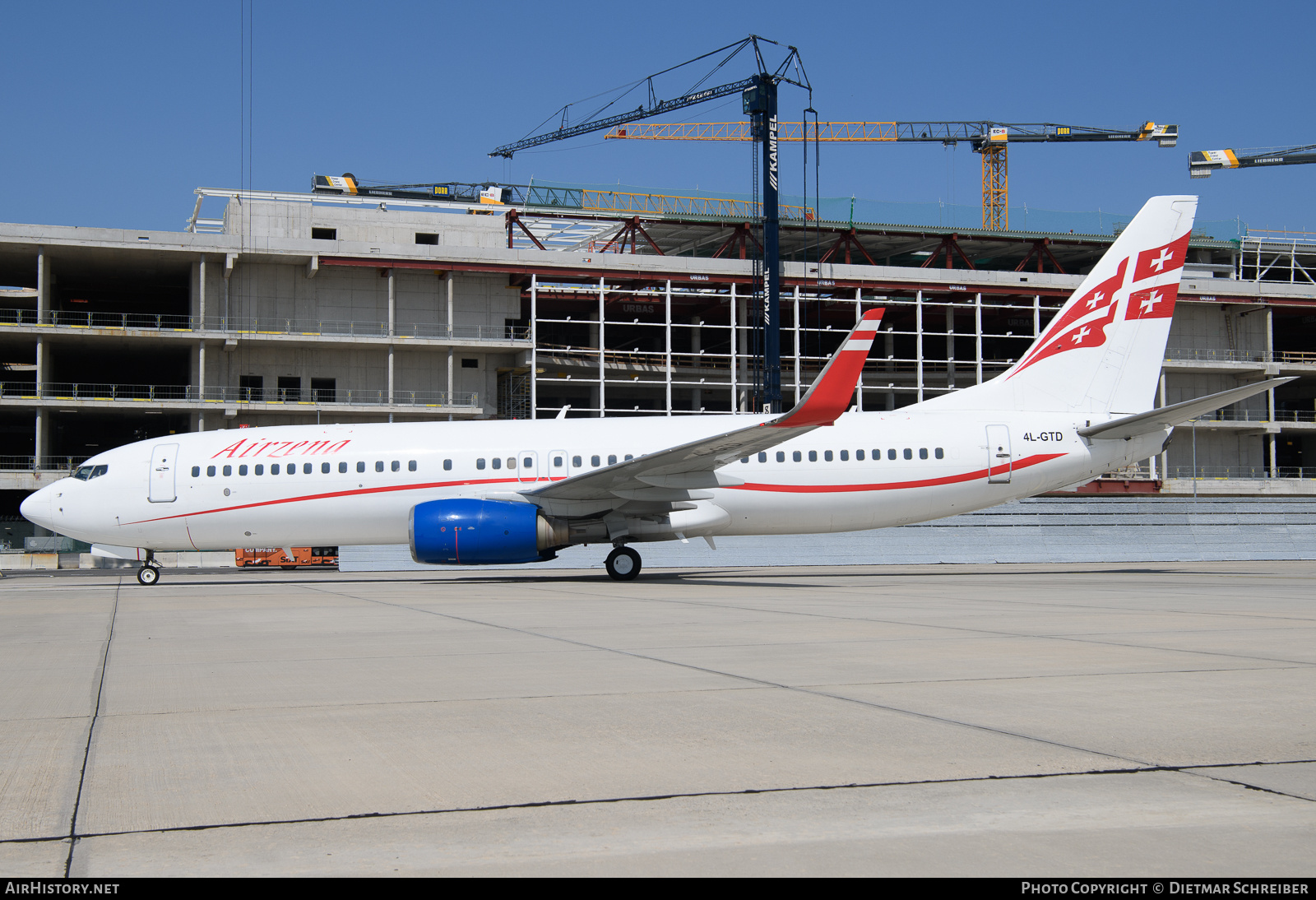 Aircraft Photo of 4L-GTD | Boeing 737-8FH | Airzena - Georgian Airways | AirHistory.net #816320