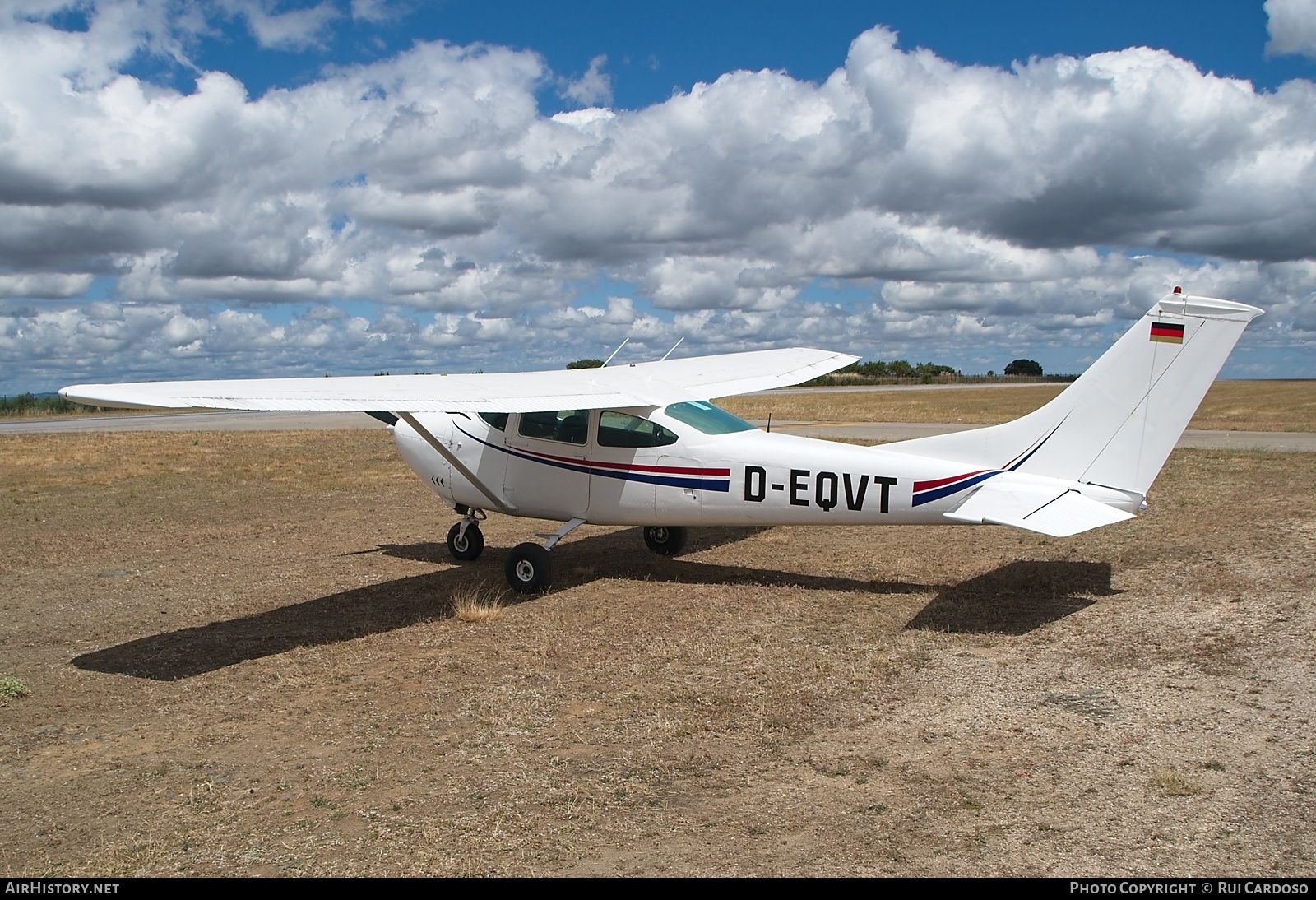 Aircraft Photo of D-EQVT | Cessna 182L Skylane | AirHistory.net #816365