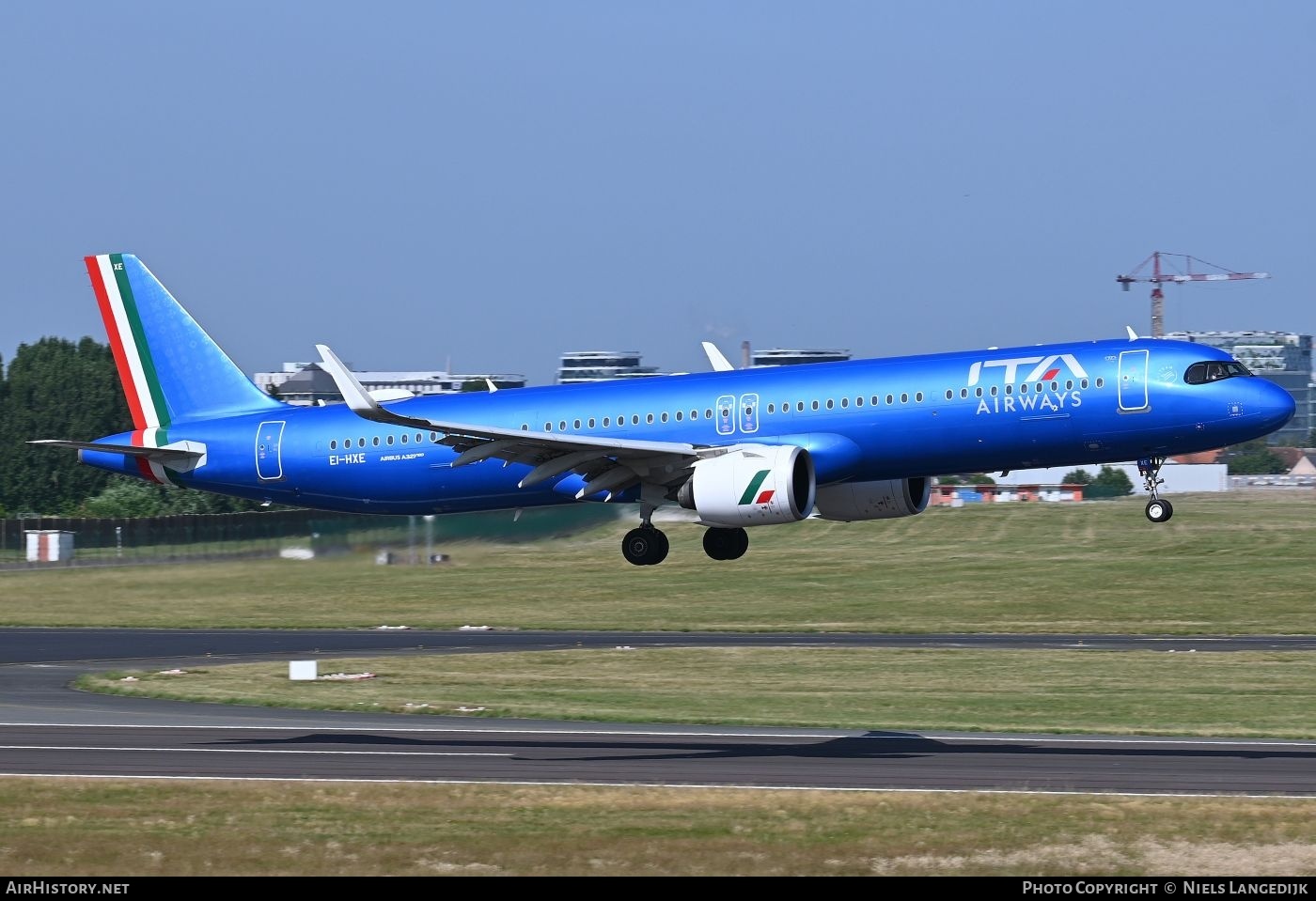 Aircraft Photo of EI-HXE | Airbus A321-271NX | ITA Airways | AirHistory.net #816373