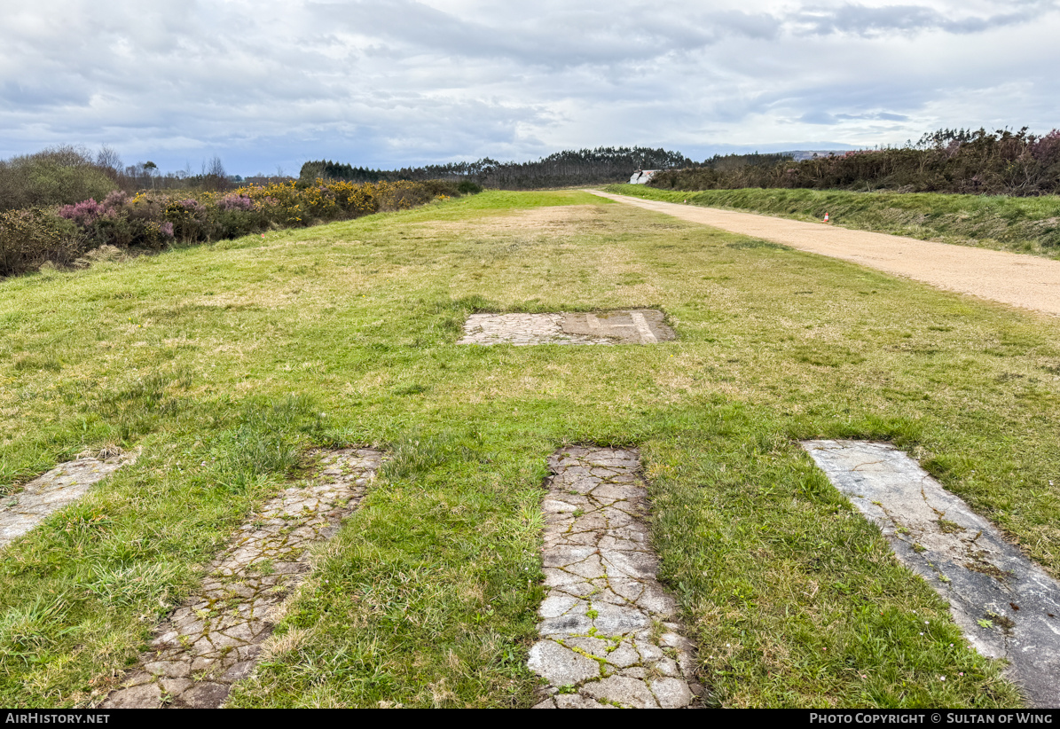 Airport photo of Castriz (Aeroclub Cambre) in Spain | AirHistory.net #816396
