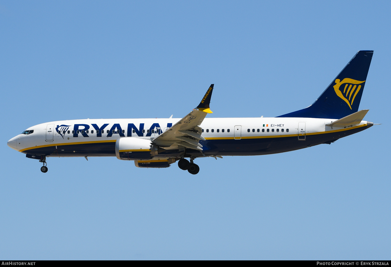 Aircraft Photo of EI-HEY | Boeing 737-8200 Max 200 | Ryanair | AirHistory.net #816475