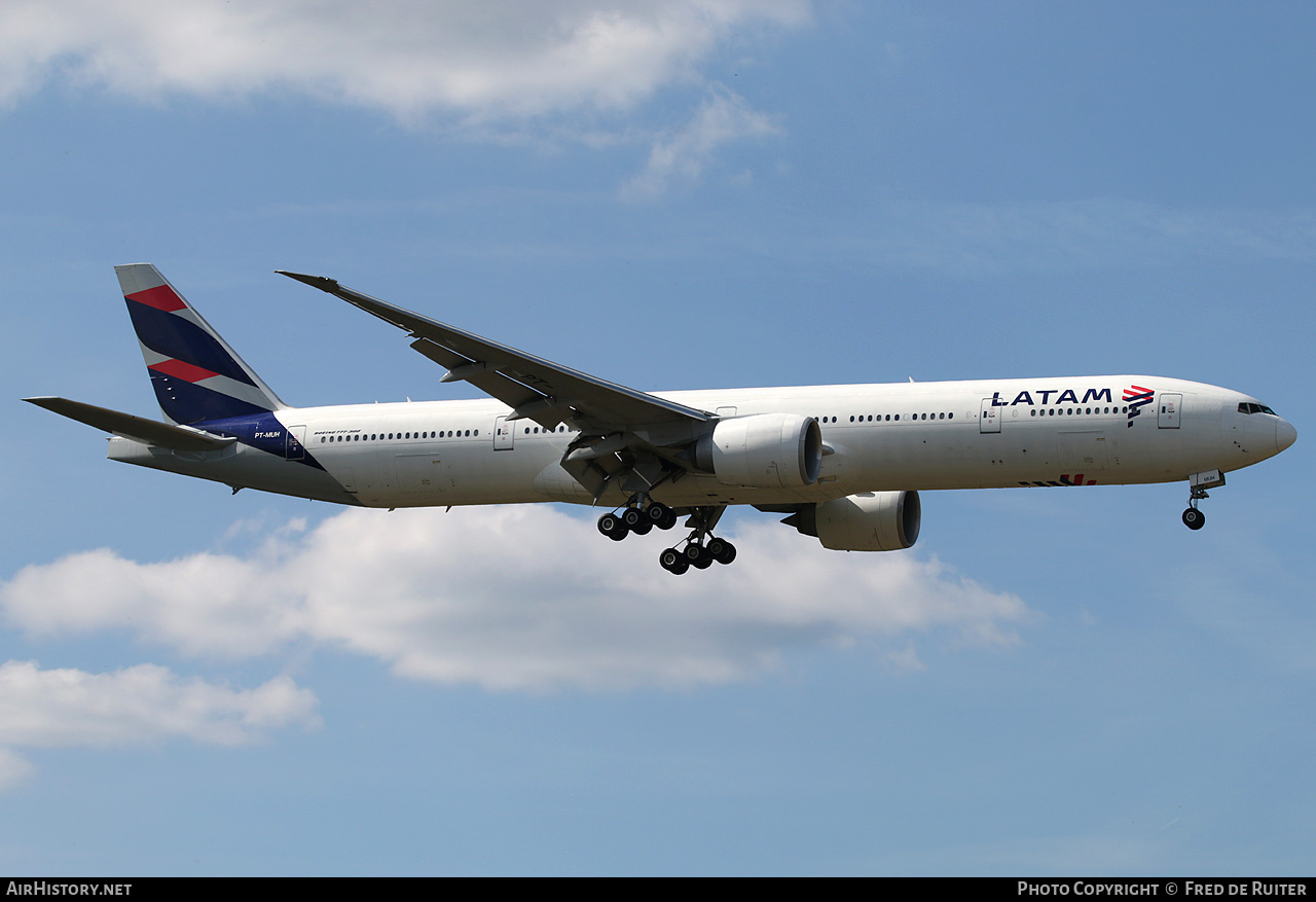 Aircraft Photo of PT-MUH | Boeing 777-32W/ER | LATAM Airlines | AirHistory.net #816521