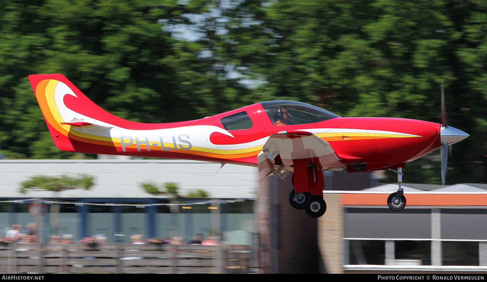 Aircraft Photo of PH-LIS | Lancair Legacy | AirHistory.net #816536