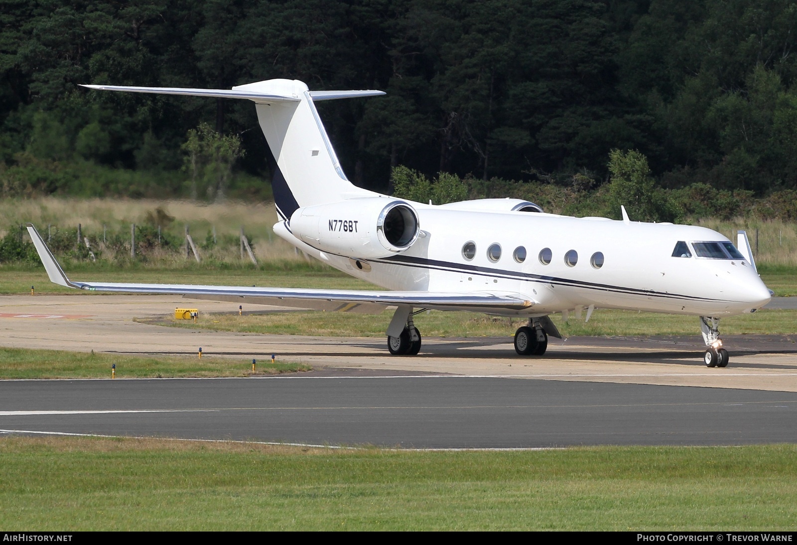 Aircraft Photo of N776BT | Gulfstream Aerospace G-IV-X Gulfstream G450 | AirHistory.net #816563