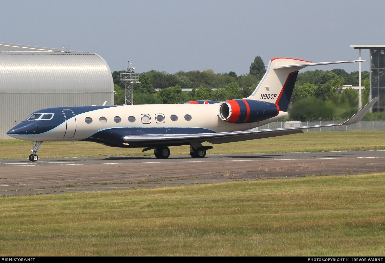 Aircraft Photo of N90CP | Gulfstream Aerospace G650ER (G-VI) | AirHistory.net #816600