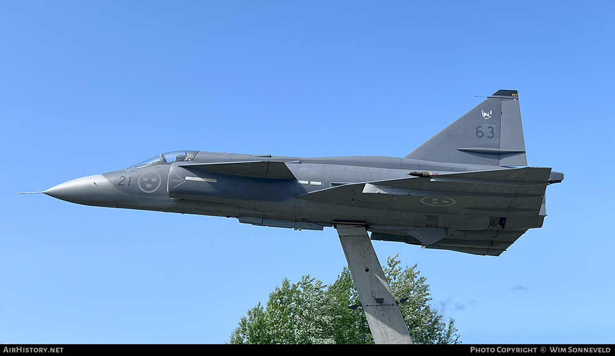 Aircraft Photo of 37927 | Saab SH37 Viggen | Sweden - Air Force | AirHistory.net #816657