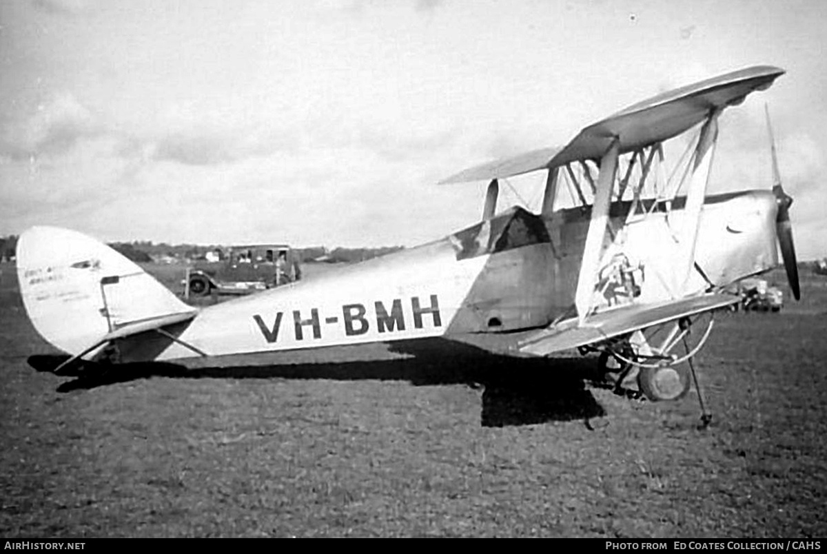 Aircraft Photo of VH-BMH | De Havilland D.H. 82A Tiger Moth | East-West Airlines | AirHistory.net #816712