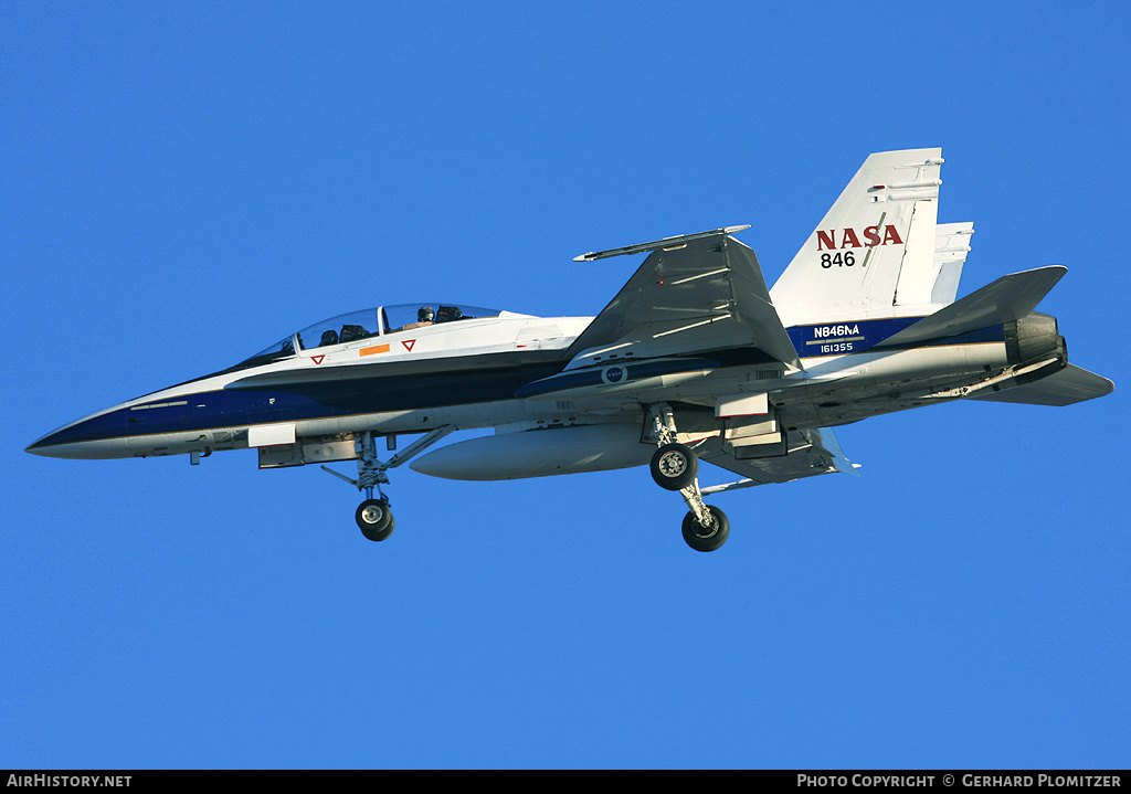 Aircraft Photo of N846NA / NASA 846 | McDonnell Douglas F/A-18B Hornet | NASA - National Aeronautics and Space Administration | AirHistory.net #816742