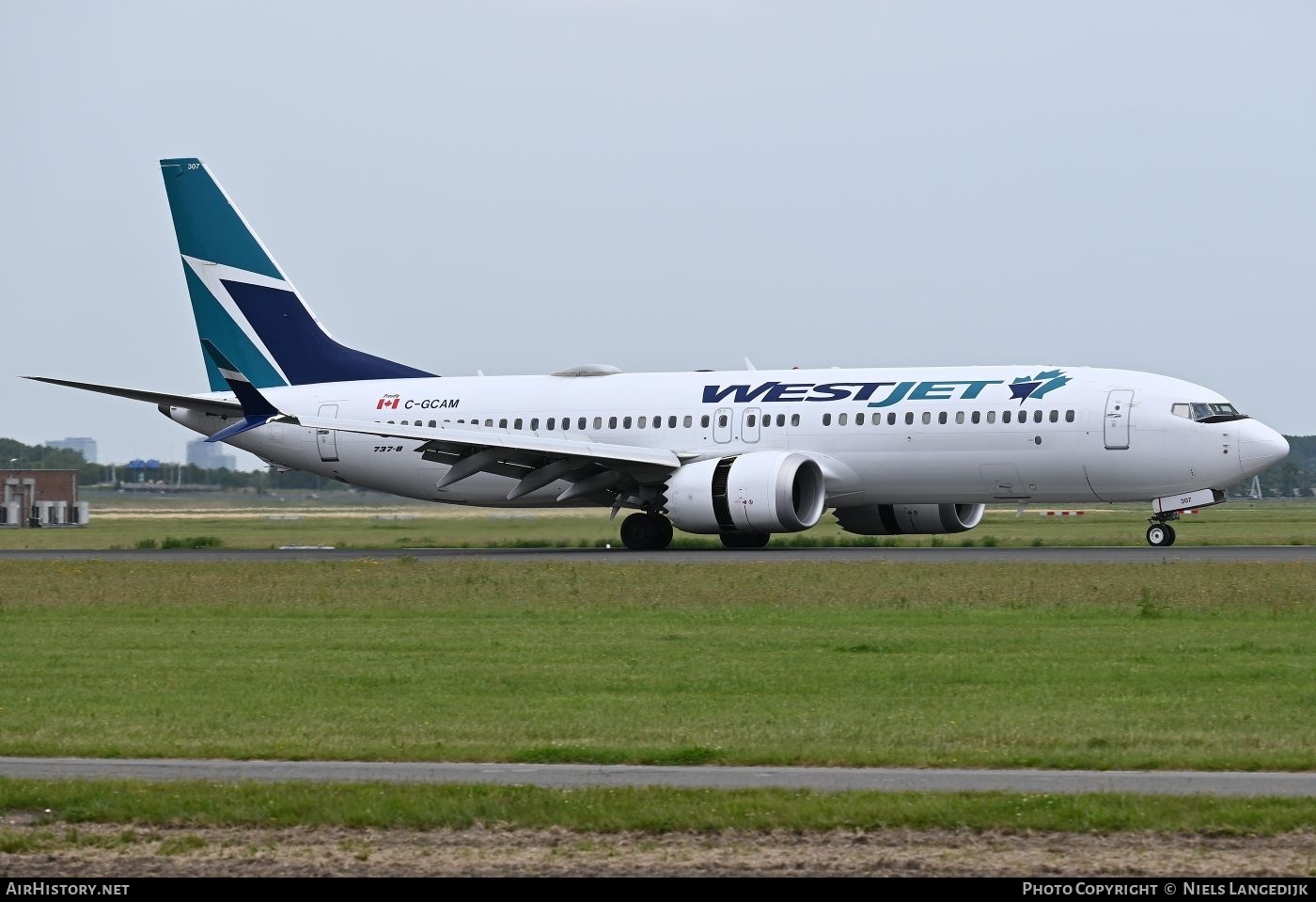 Aircraft Photo of C-GCAM | Boeing 737-8 Max 8 | WestJet | AirHistory.net #816851