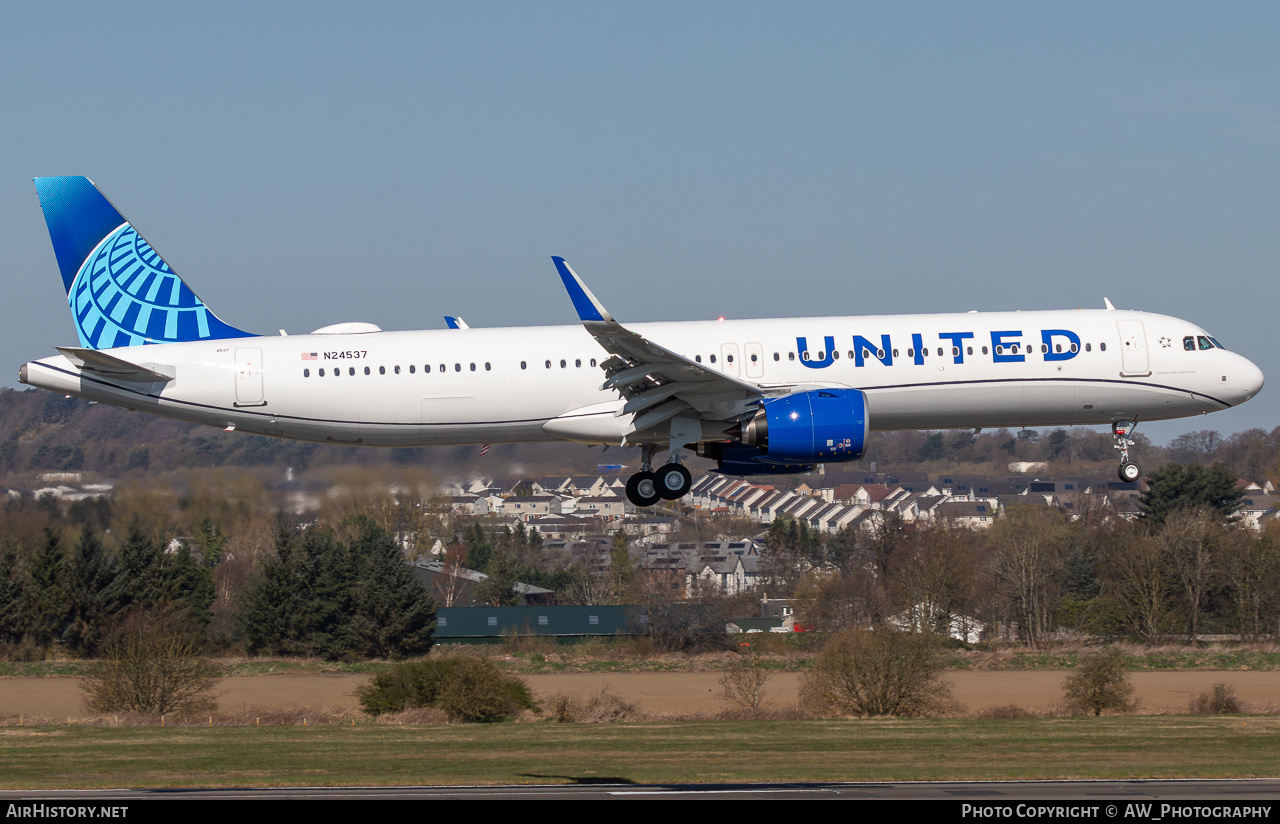 Aircraft Photo of N24537 | Airbus A321-271NX | United Airlines | AirHistory.net #816863