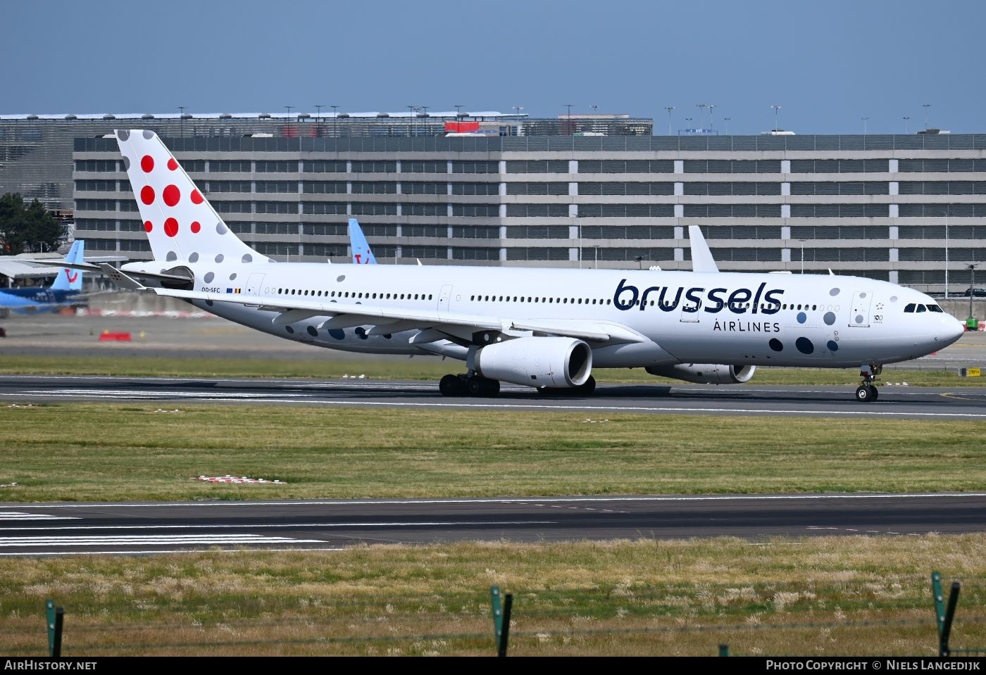 Aircraft Photo of OO-SFC | Airbus A330-342 | Brussels Airlines | AirHistory.net #816956