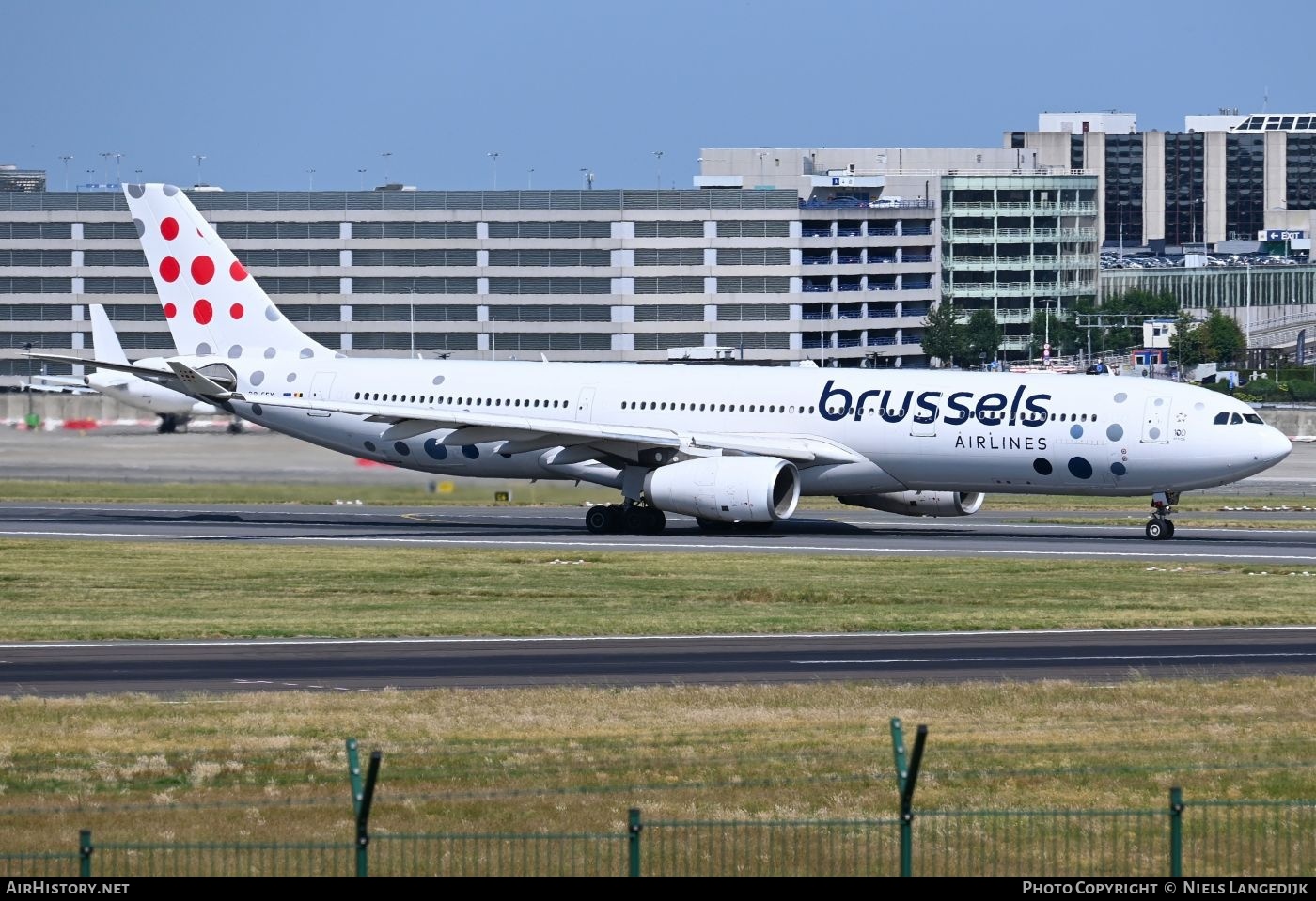 Aircraft Photo of OO-SFX | Airbus A330-343E | Brussels Airlines | AirHistory.net #816995