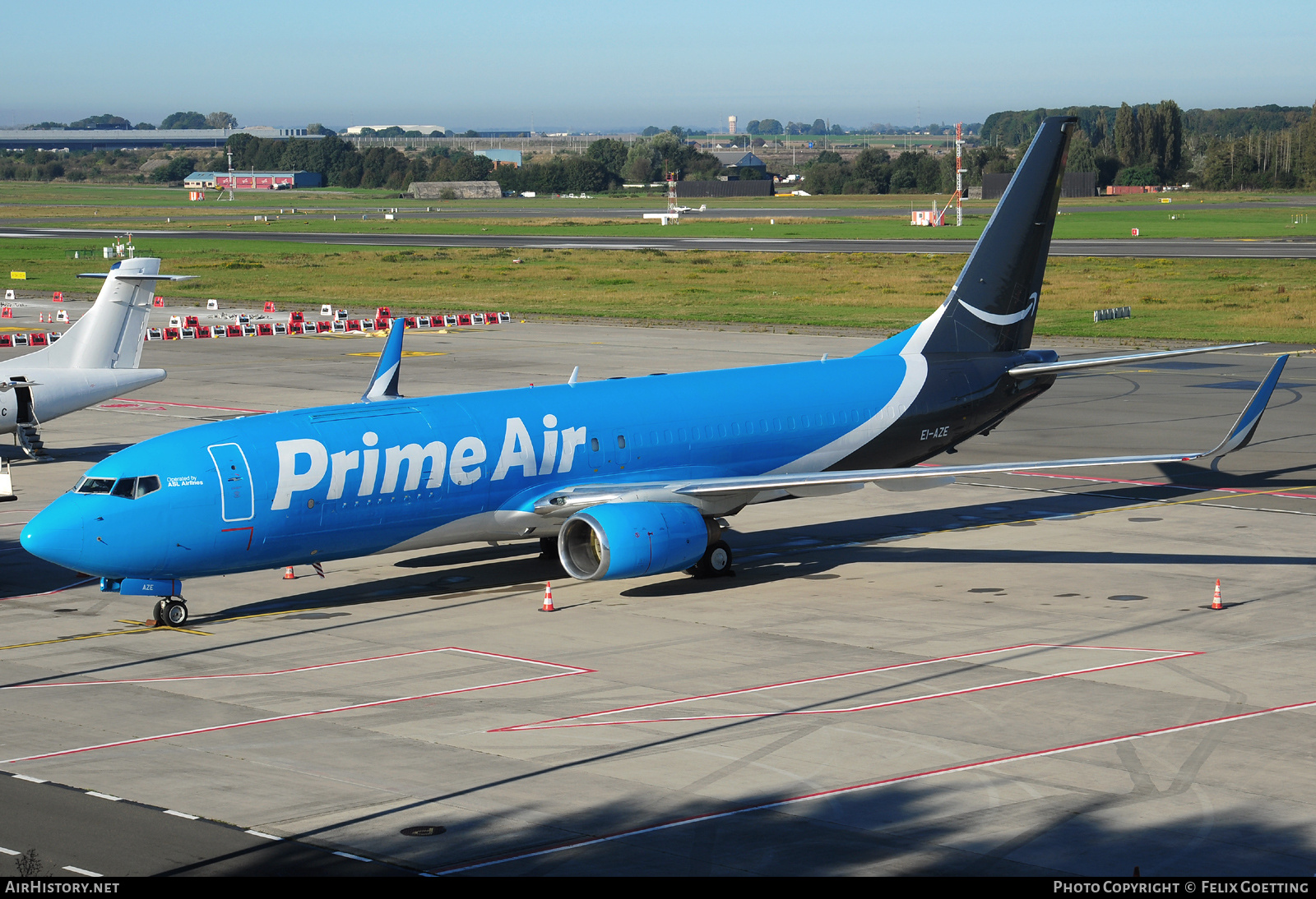 Aircraft Photo of EI-AZE | Boeing 737-86Q(SF) | Prime Air | AirHistory.net #817013